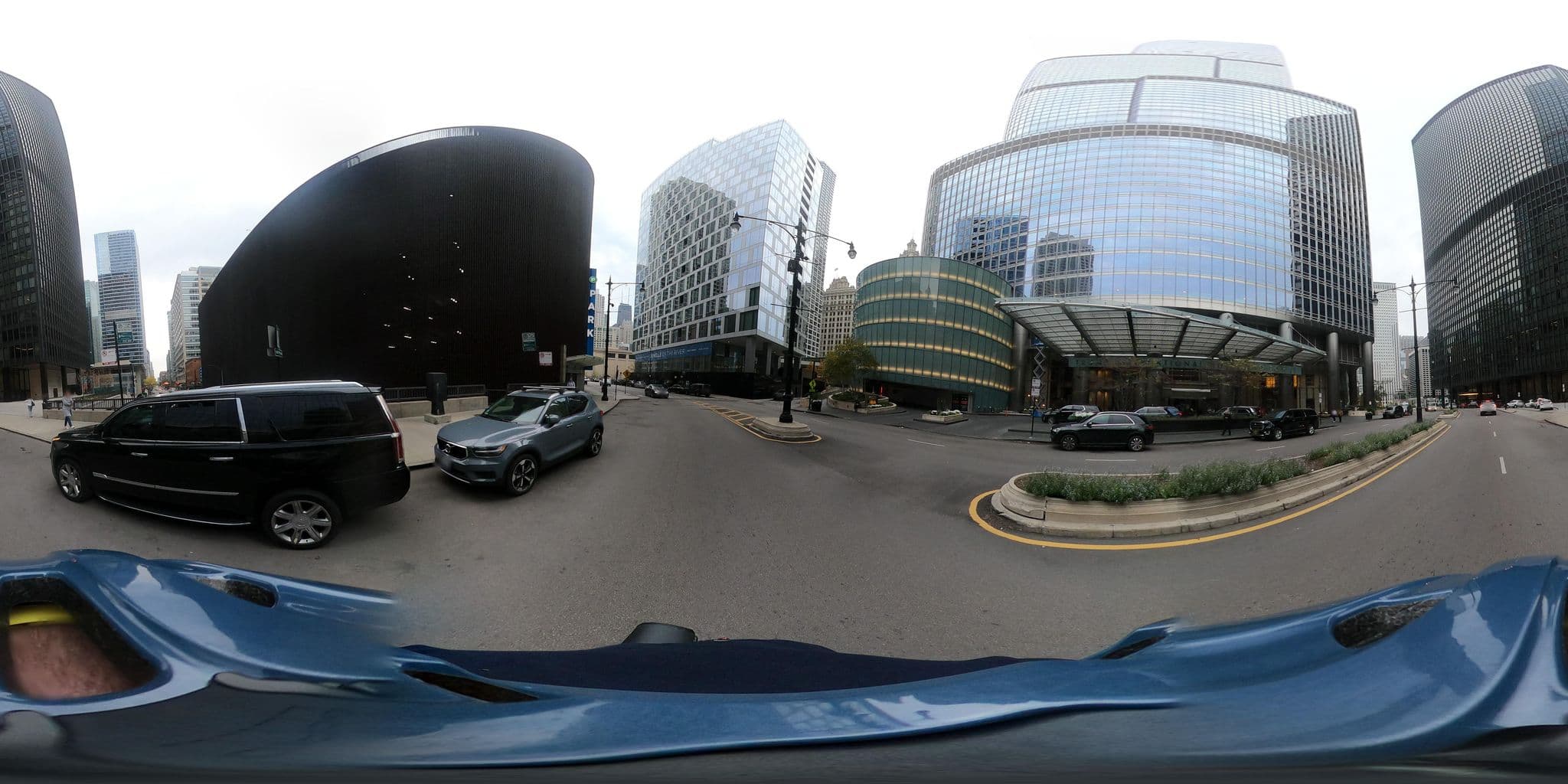 Street view near Trump International Hotel & Residence, Chicago Loop — © epicspongee (CC BY-SA · Mapillary)
