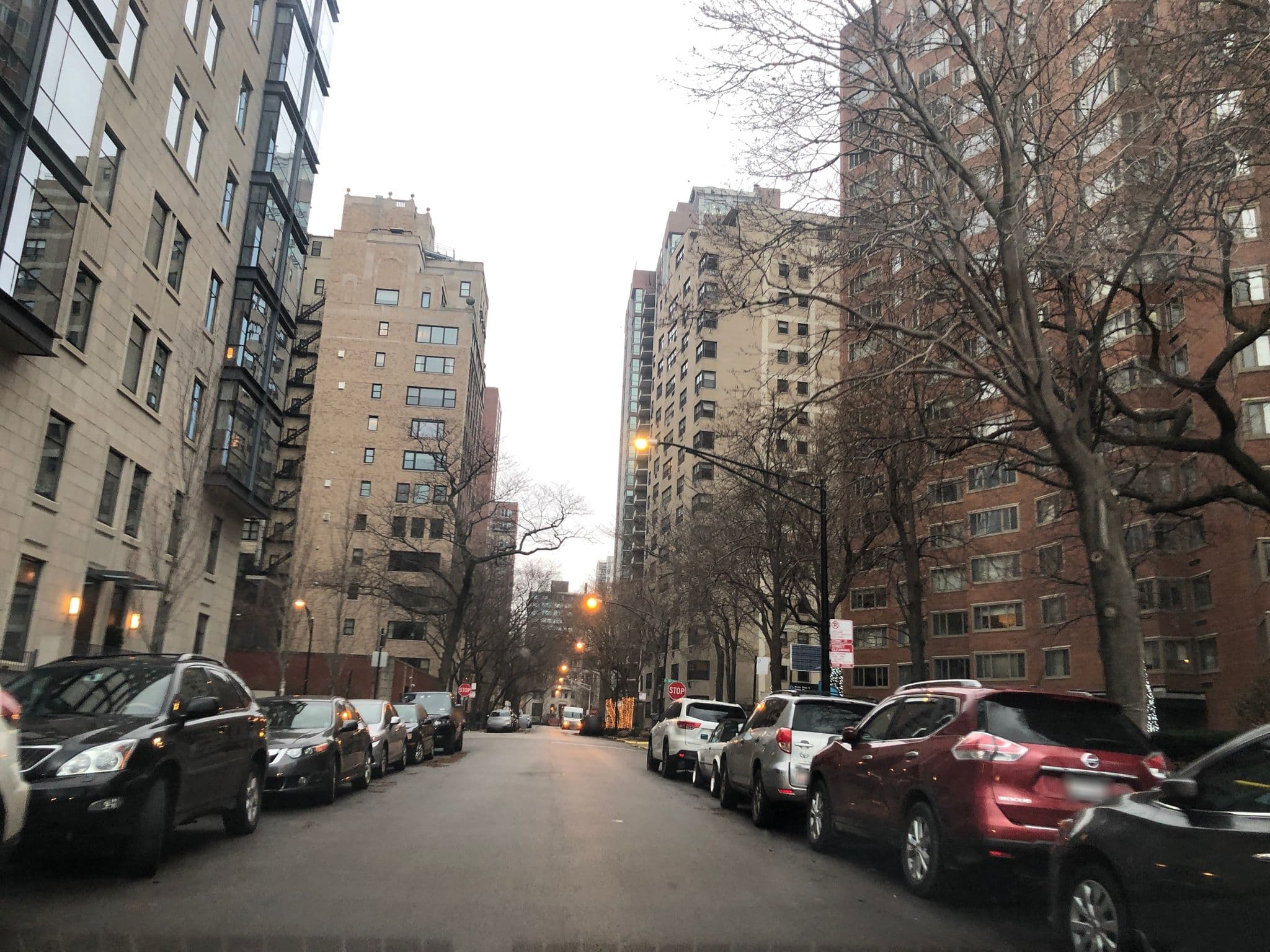 Street view near 61 Banks Street, Near North Side — © glendachagas (CC BY-SA · Mapillary)