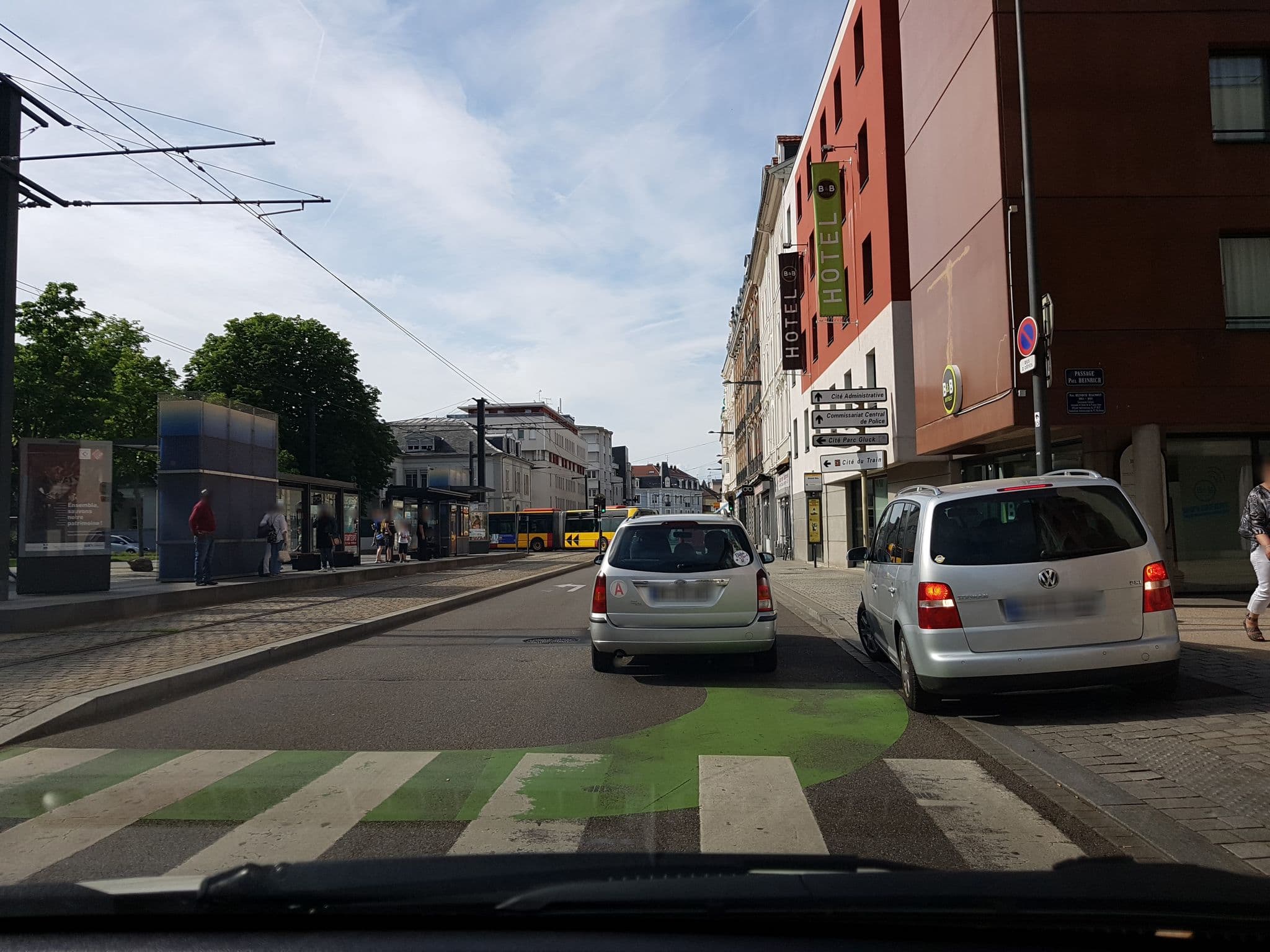Street view near B&B Hôtel, Mulhouse — © fgouget (CC BY-SA · Mapillary)
