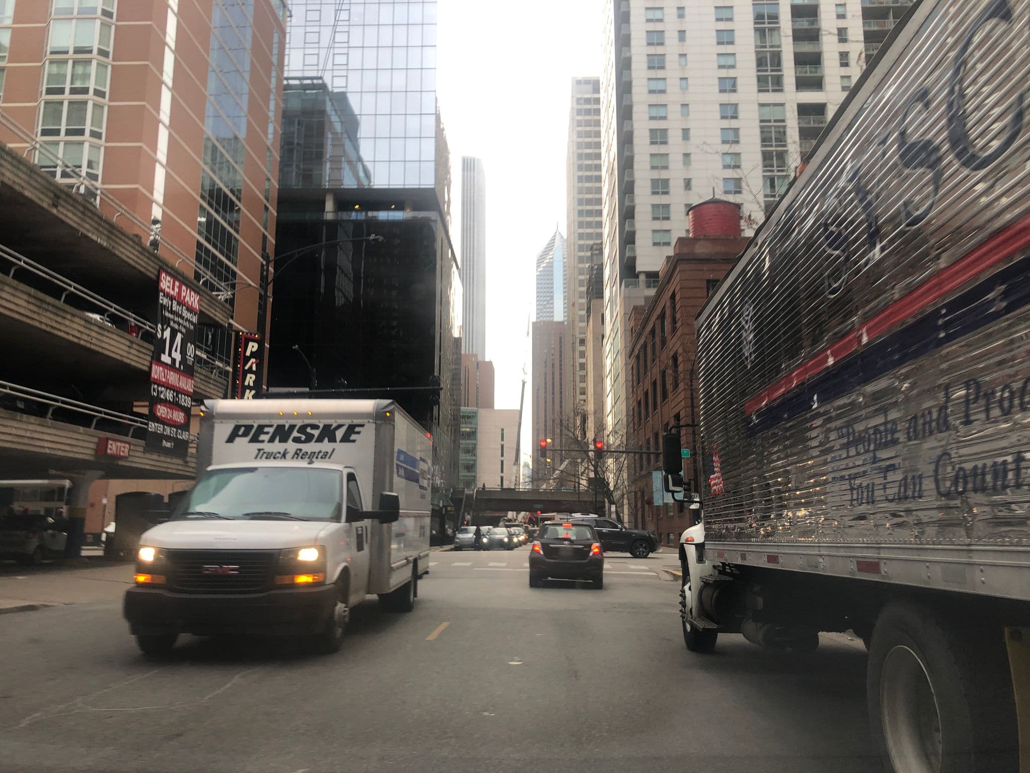Street view near The Obliviation Room, Chicago Loop — © glendachagas (CC BY-SA · Mapillary)