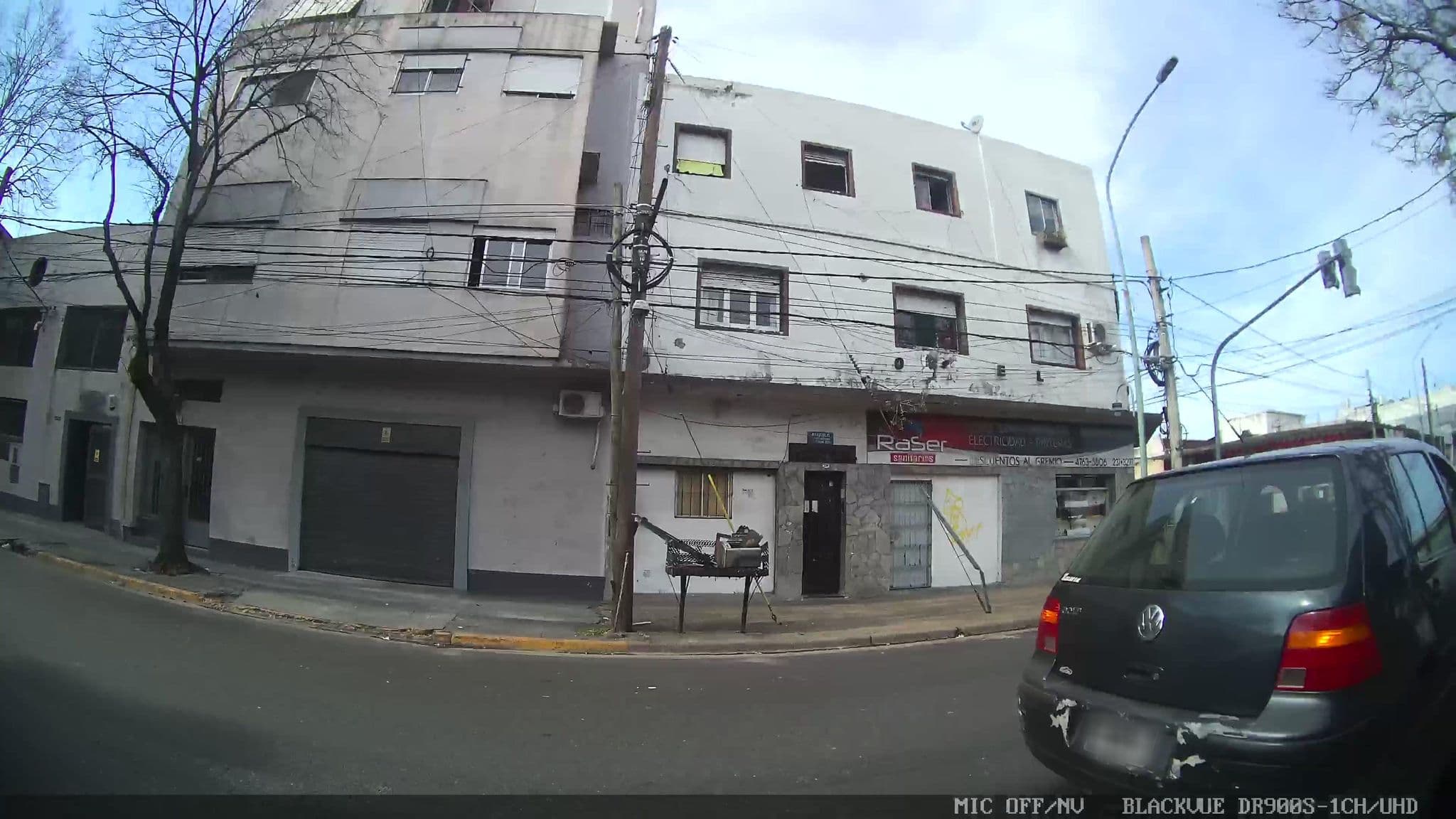 Street view near Hotel Familiar, San Isidro — © kaart_1 (CC BY-SA · Mapillary)