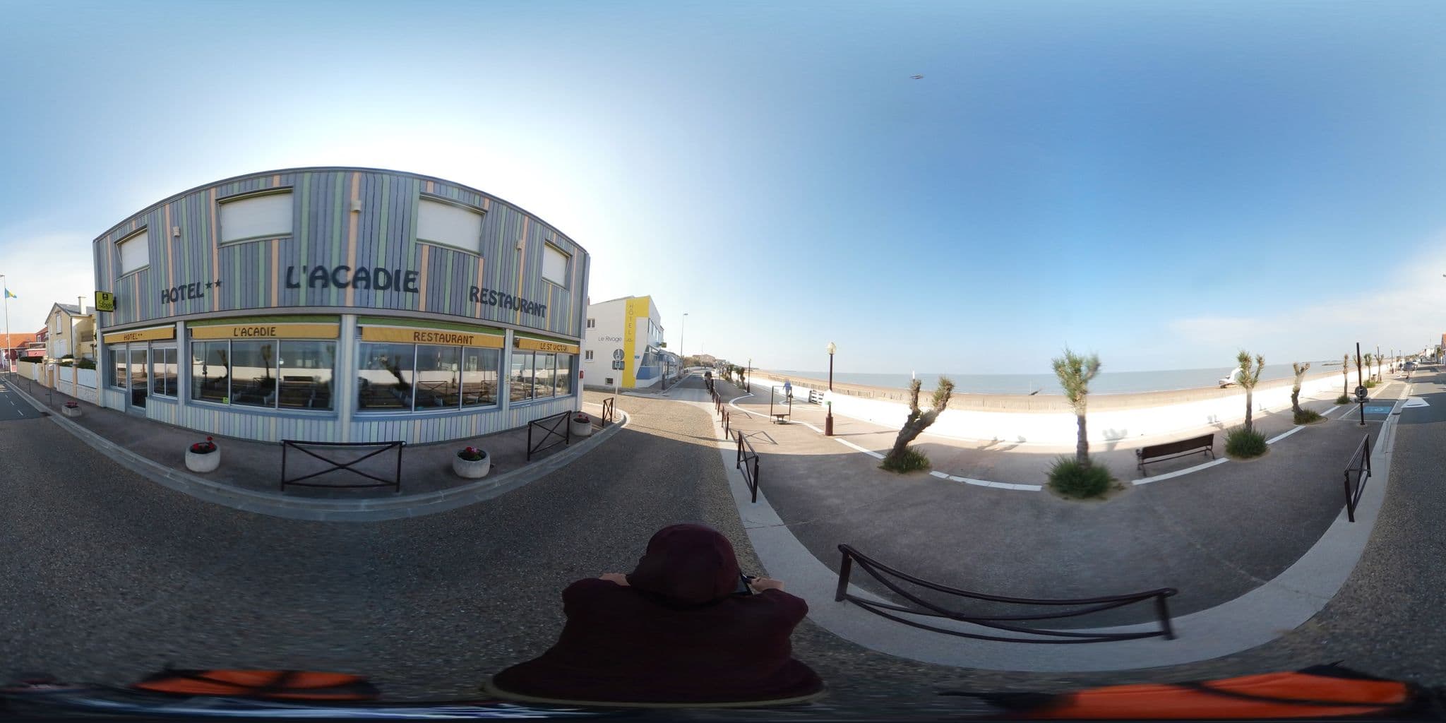 Street view near L'Acadie, Châtelaillon-Plage — © ev1velodyssee (CC BY-SA · Mapillary)