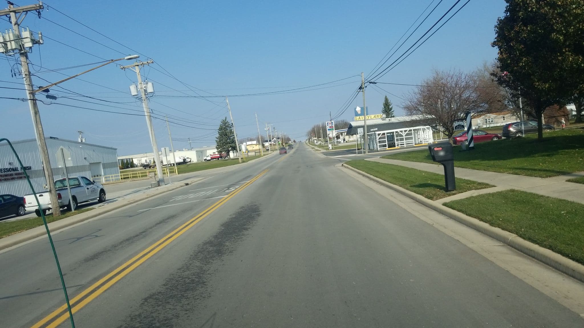 Street view near The Gels Home Bed & Breakfast, Saint Henry — © jbthemilker (CC BY-SA · Mapillary)
