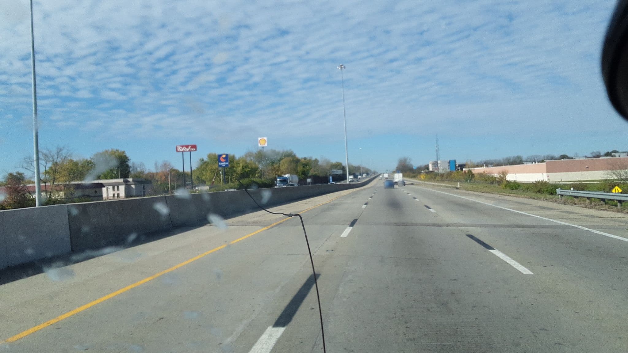 Street view near America's Best Value Inn, Huber Heights — © jbthemilker (CC BY-SA · Mapillary)