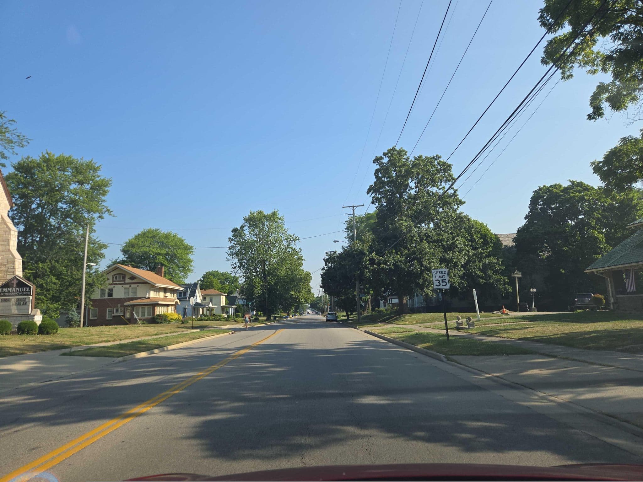 Street view near Hughe's Inn Bed & Breakfast, Van Wert — © Montrose_Lyle (CC BY-SA · Mapillary)