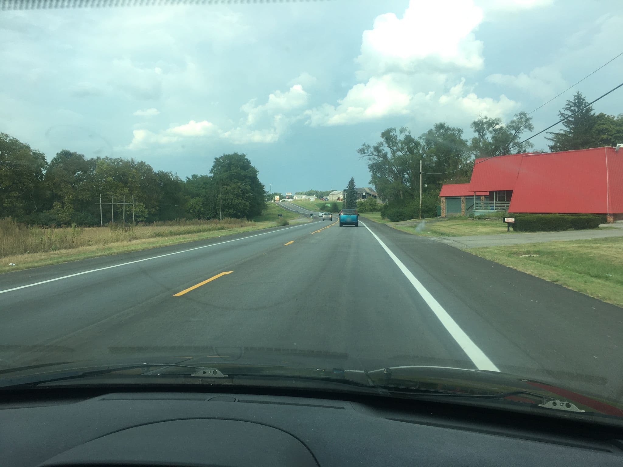 Street view near Logan Lodge Motel, Saint Paris — © kauffpc (CC BY-SA · Mapillary)