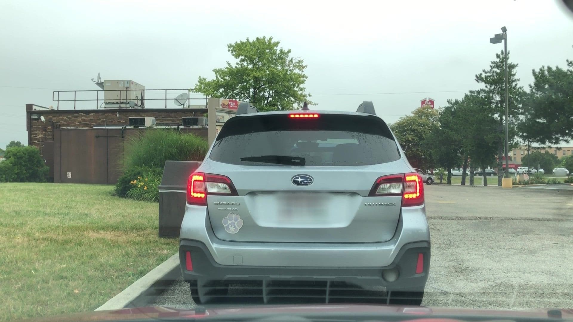 Street view near Rodeway Inn, Hilliard — © lvl5 (CC BY-SA · Mapillary)
