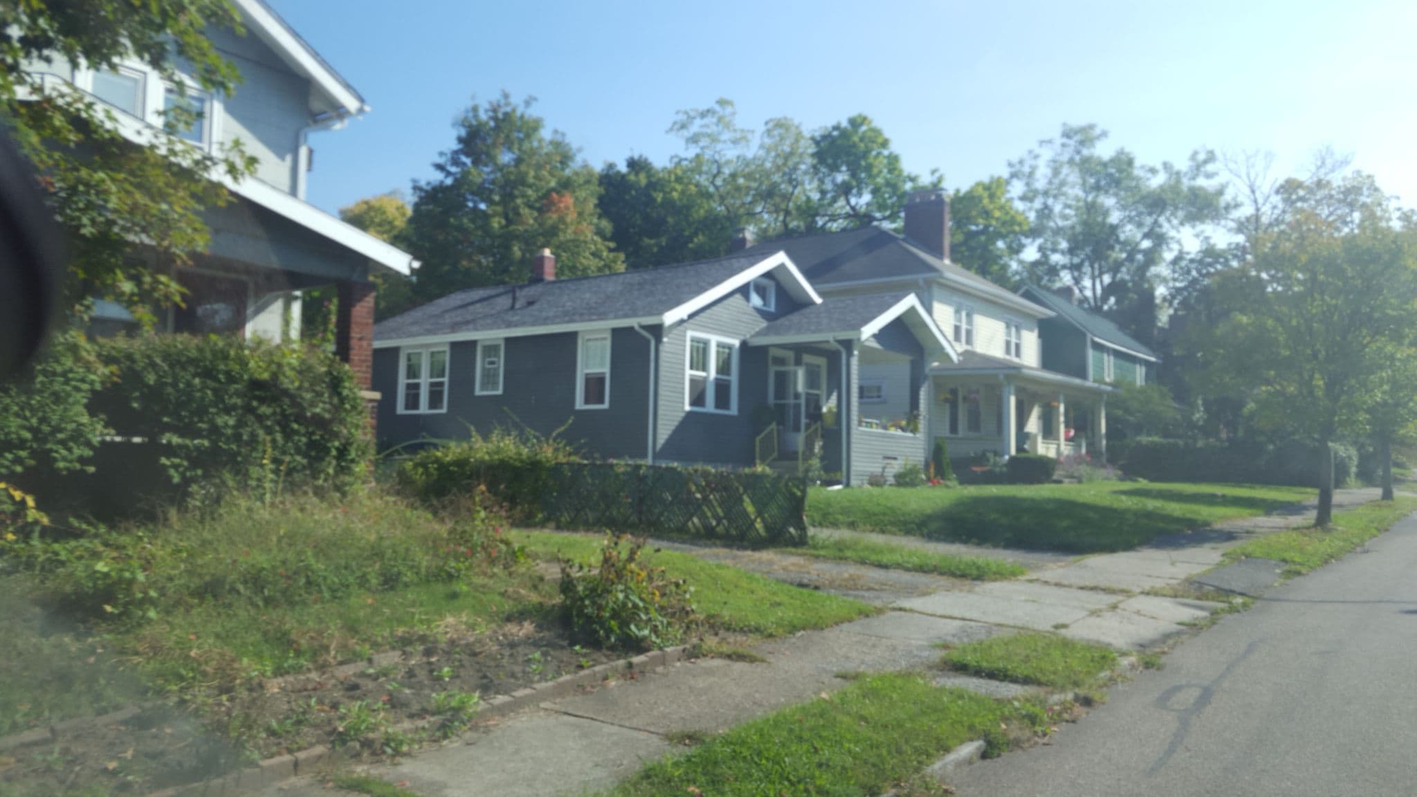 Street view near The Lake House, Upper Arlington — © jbthemilker (CC BY-SA · Mapillary)