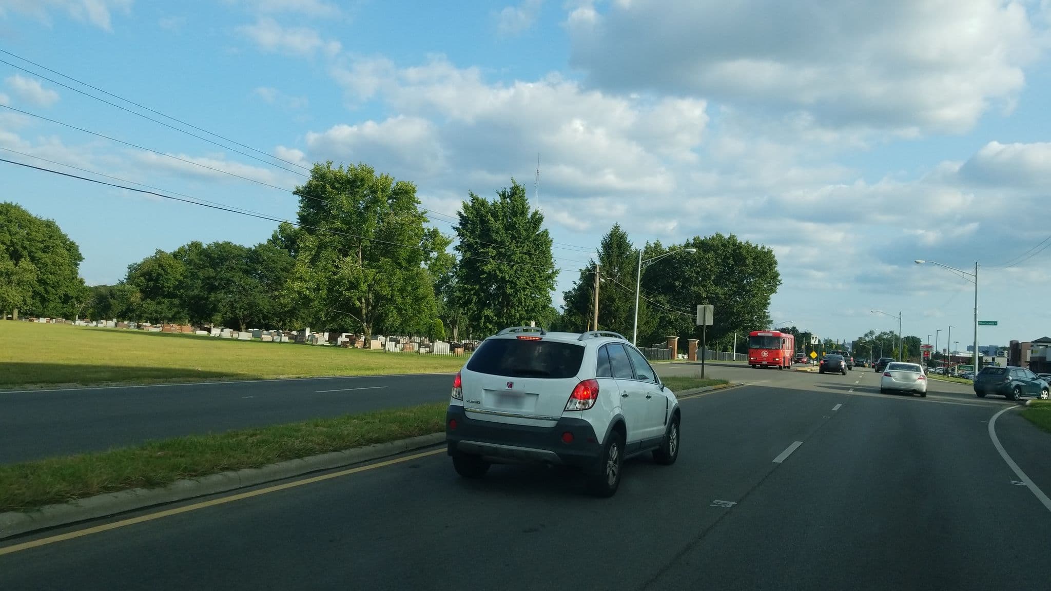 Street view near Holiday Inn Express & Suites Columbus Univ Area - Osu, Upper Arlington — © jbthemilker (CC BY-SA · Mapillary)