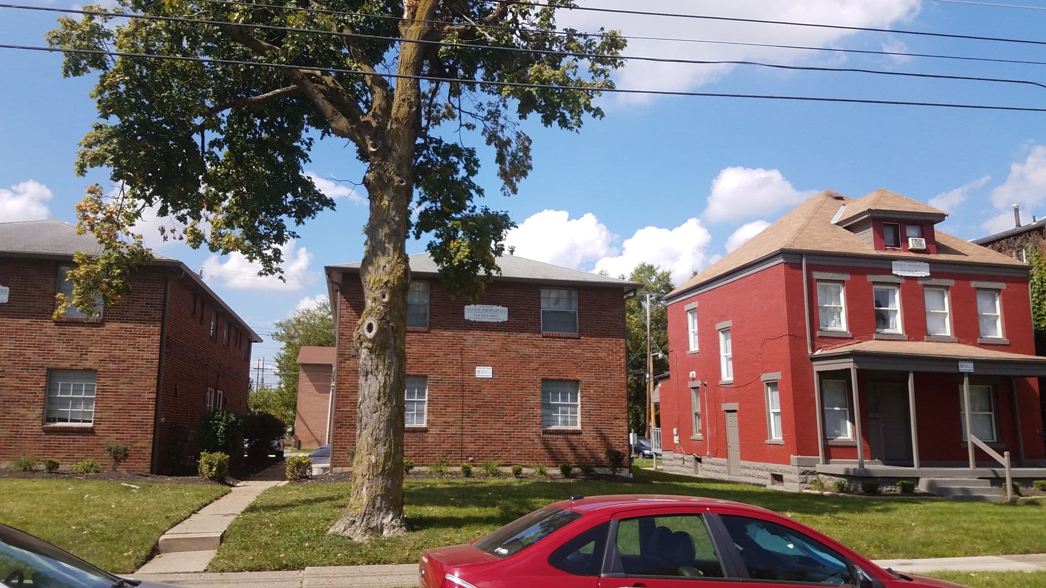 Street view near Duuuuuke's Bachelor Pag, Columbus — © jbthemilker (CC BY-SA · Mapillary)
