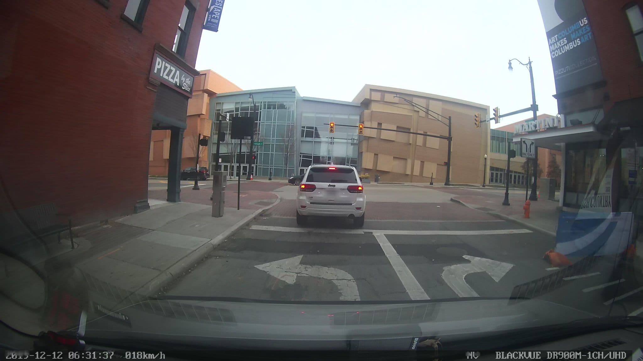 Street view near King Room, Columbus — © jbthemilker (CC BY-SA · Mapillary)