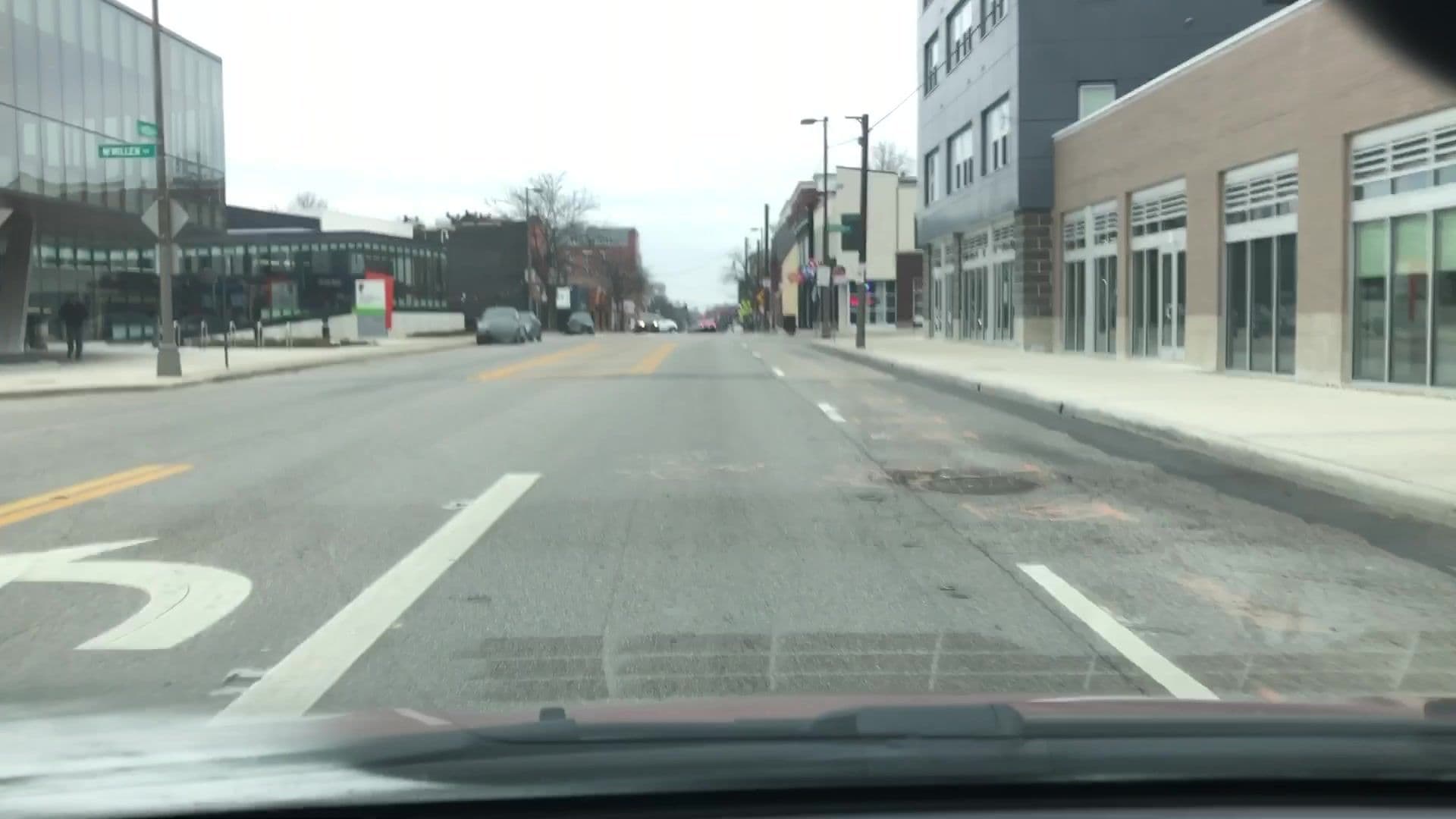 Street view near Ace's, Grandview Heights — © lvl5 (CC BY-SA · Mapillary)