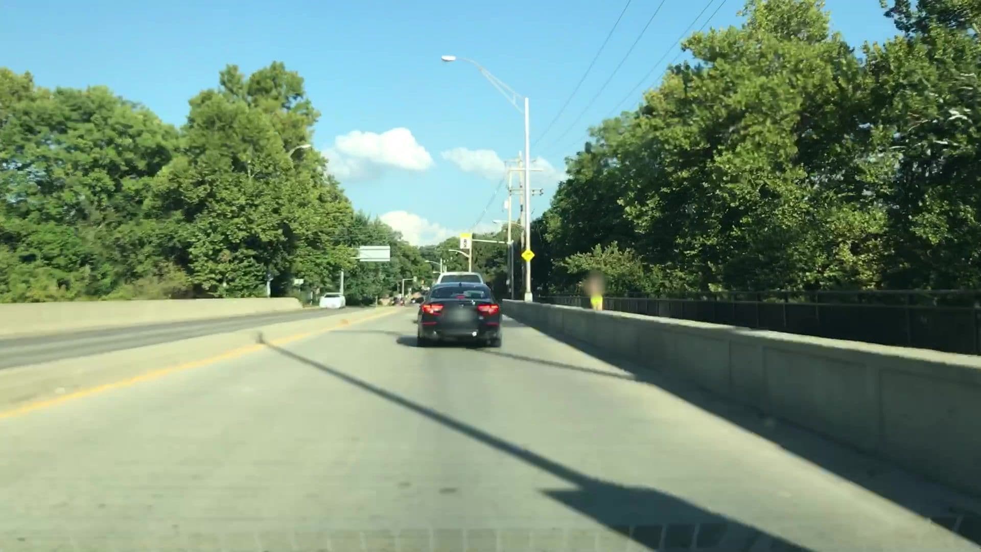 Street view near Hipster Paradise, Worthington — © lvl5 (CC BY-SA · Mapillary)