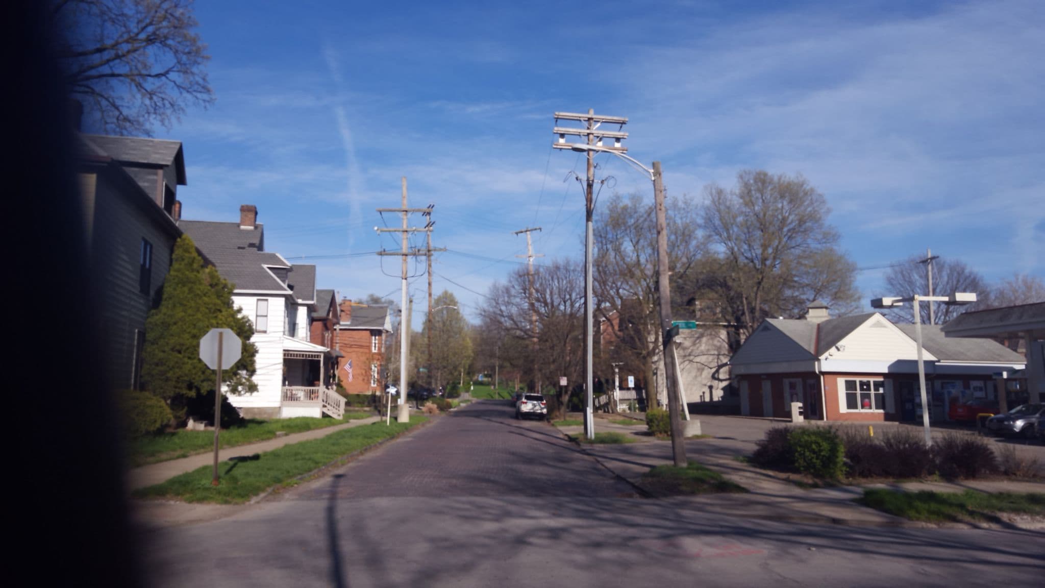 Street view near Jungle House LLC, Columbus — © jbthemilker (CC BY-SA · Mapillary)