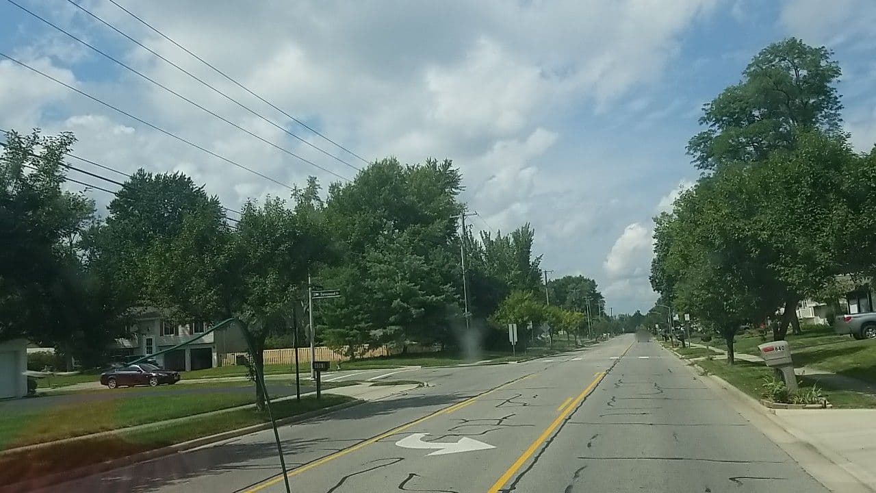 Street view near Courtyard By Marriott Hotel Columbus (Ohio), Gahanna — © jbthemilker (CC BY-SA · Mapillary)
