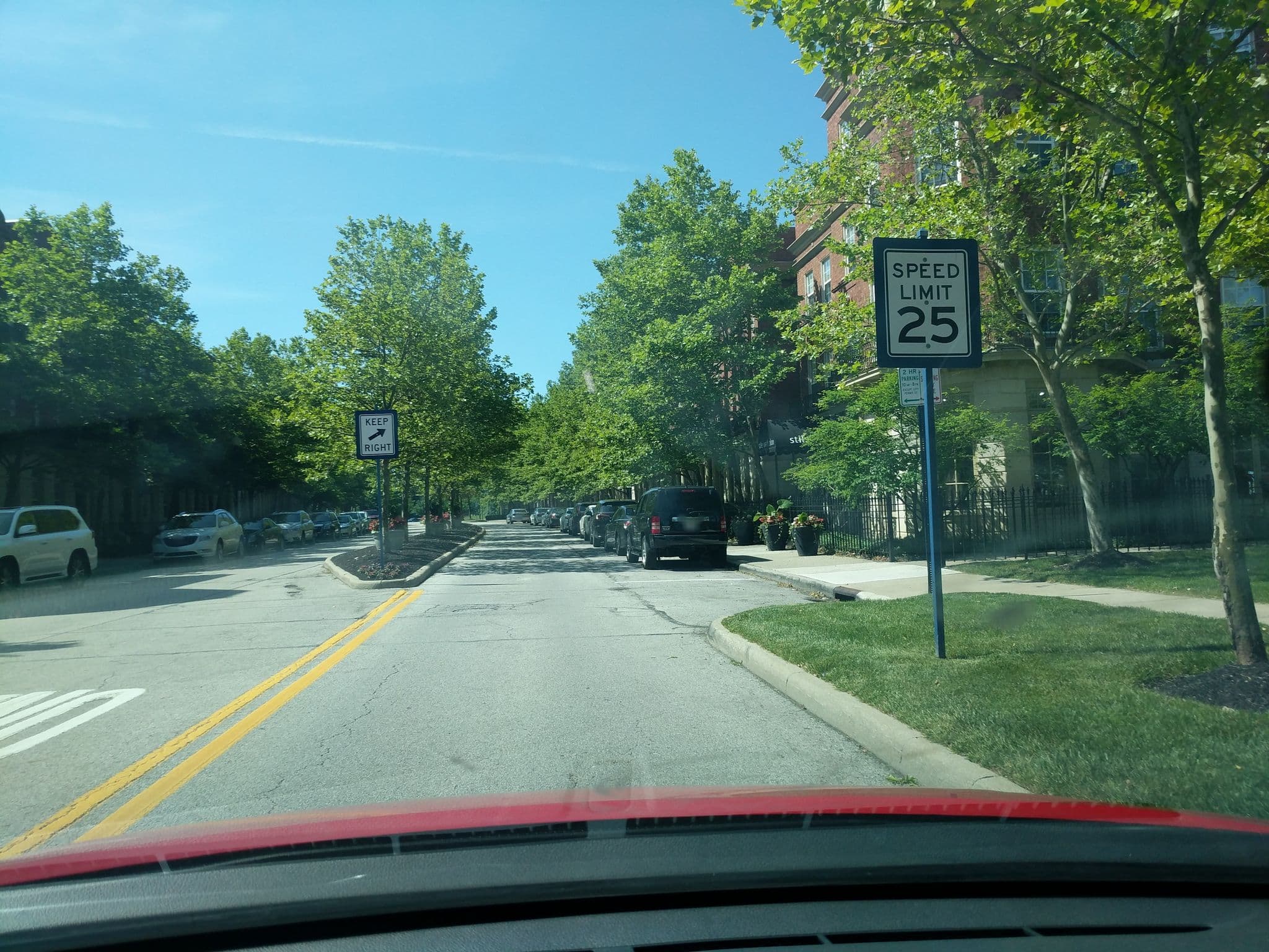 Street view near BridgeStreet at Easton Commons, Minerva Park — © pqse (CC BY-SA · Mapillary)