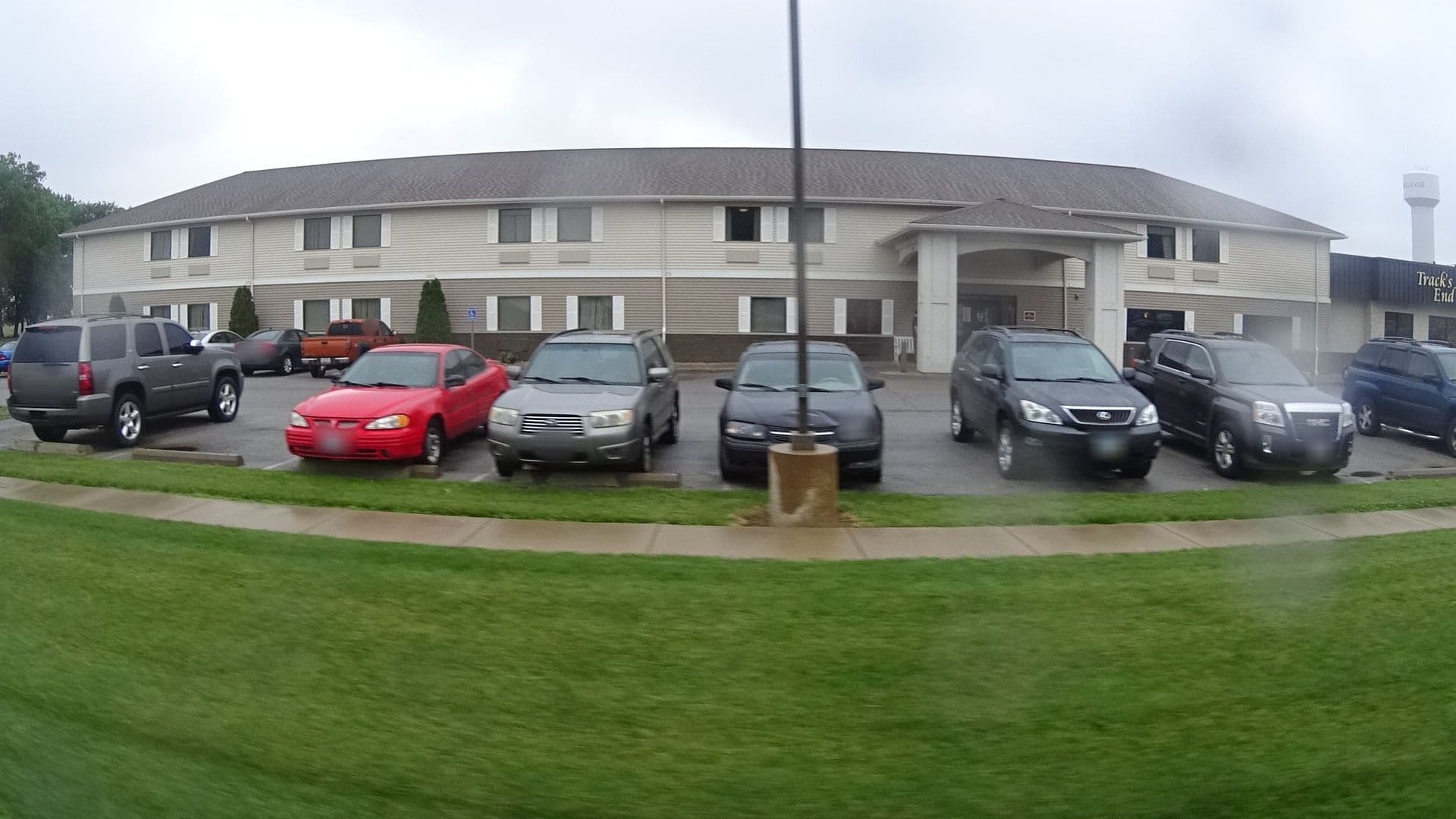 Street view near Motel Sleepers, Clyde — © mwroblewski (CC BY-SA · Mapillary)