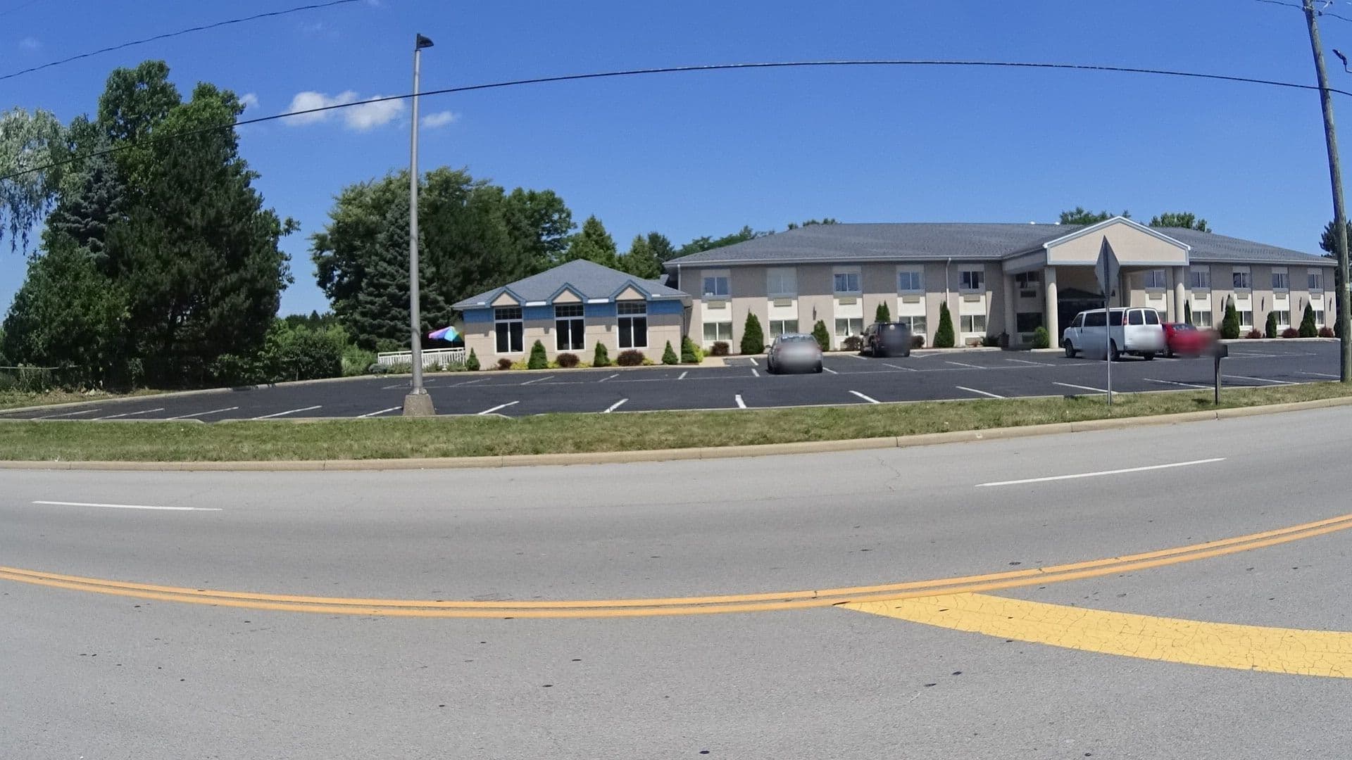Street view near Rodeway Inn, Sandusky — © mwroblewski (CC BY-SA · Mapillary)