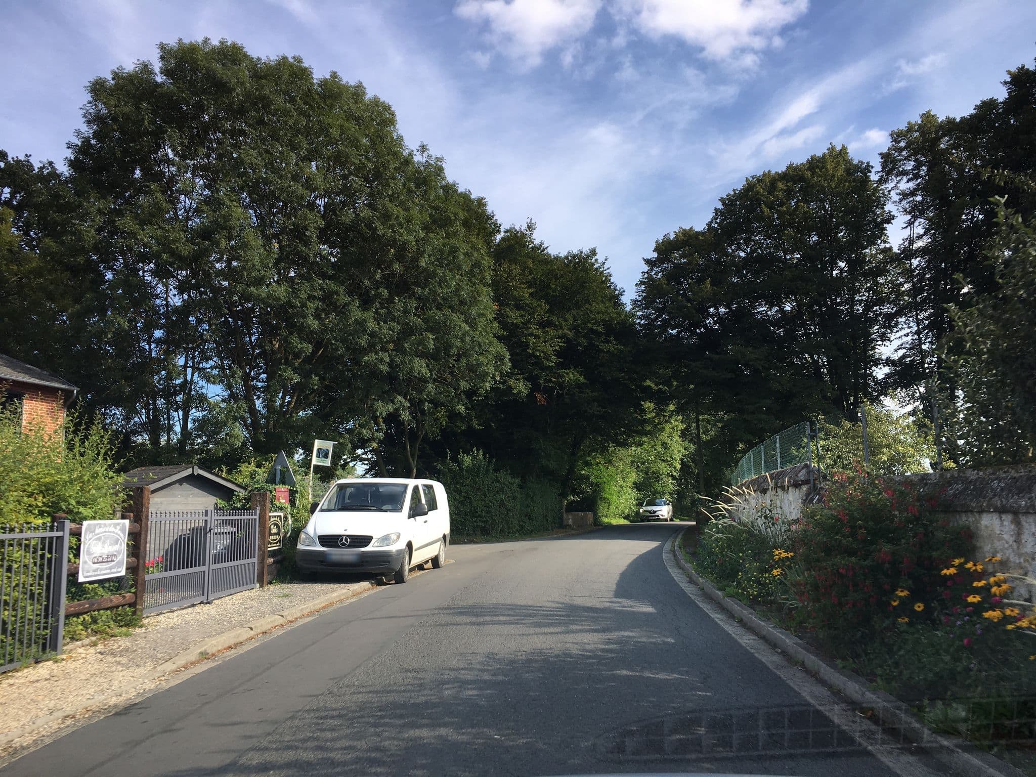 Street view near Gîte La Maison du Haras, Dozulé — © cquest (CC BY-SA · Mapillary)