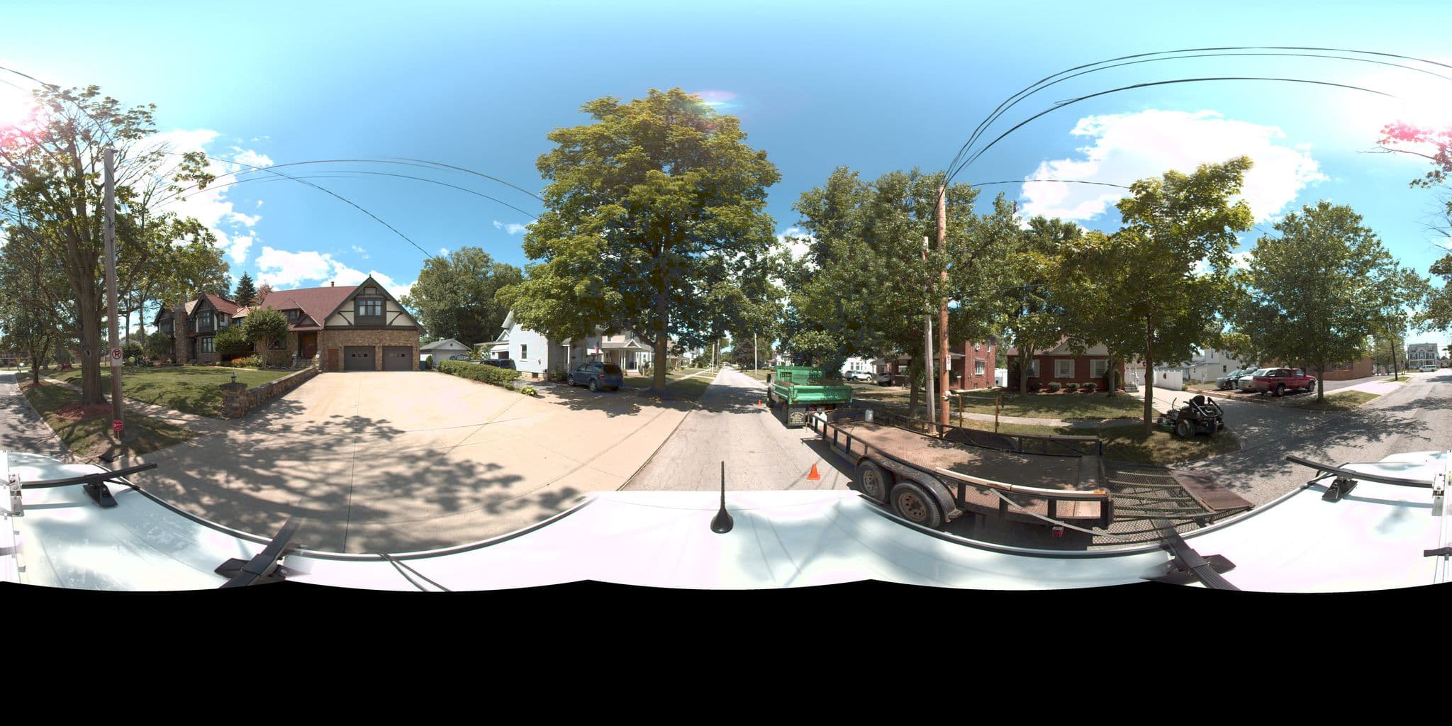 Street view near Victorian Tudor Inn, Clyde — © rking (CC BY-SA · Mapillary)