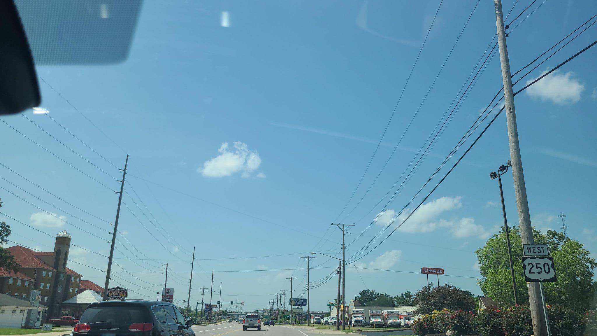 Street view near Red Roof Inn, Sandusky — © jacklehoullier (CC BY-SA · Mapillary)