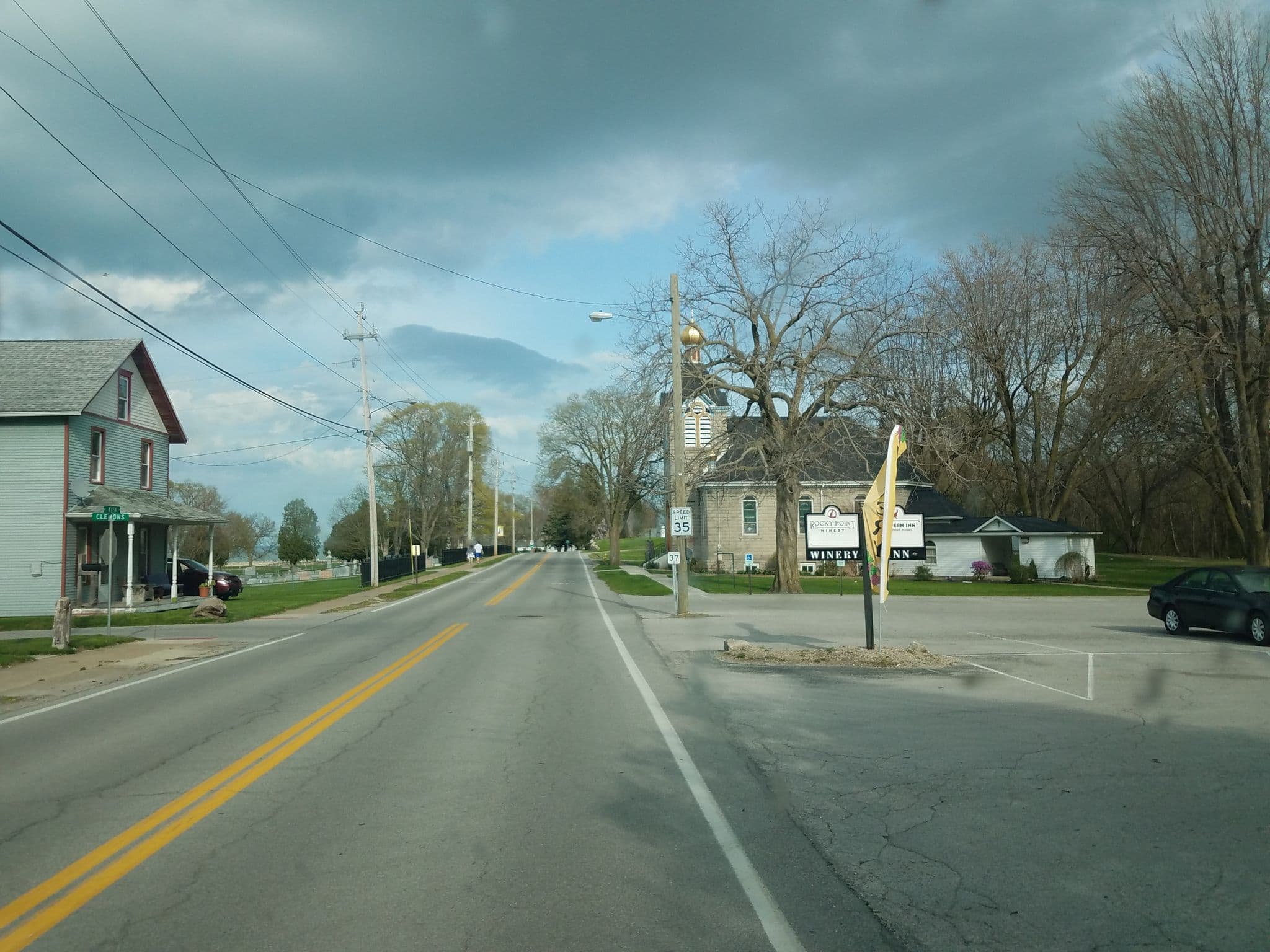 Street view near Red Fern Inn at Rocky Point Winery, Sandusky — © jbthemilker (CC BY-SA · Mapillary)