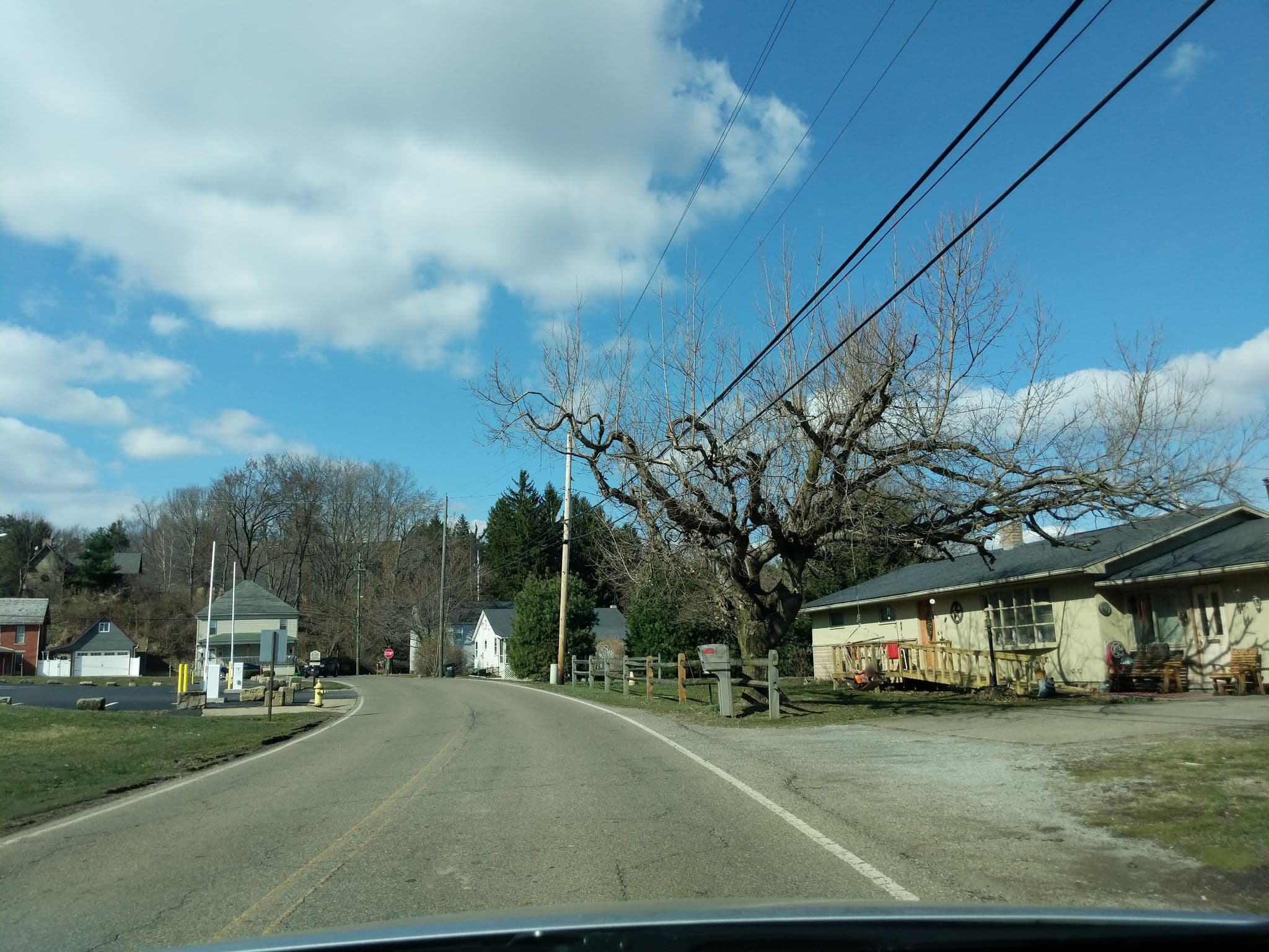 Street view near Wyndham Hotels & Resorts, Coshocton — © todd (CC BY-SA · Mapillary)