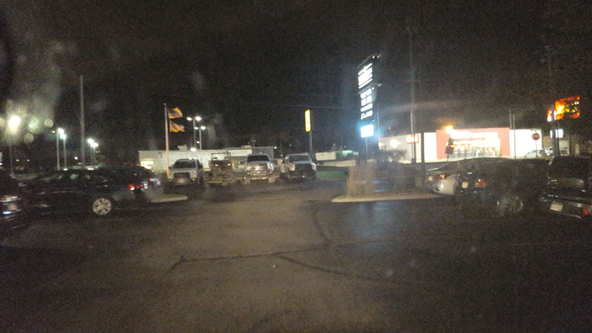 Street view near Schoenbrunn Inn & Conference Center, New Philadelphia — © jbthemilker (CC BY-SA · Mapillary)