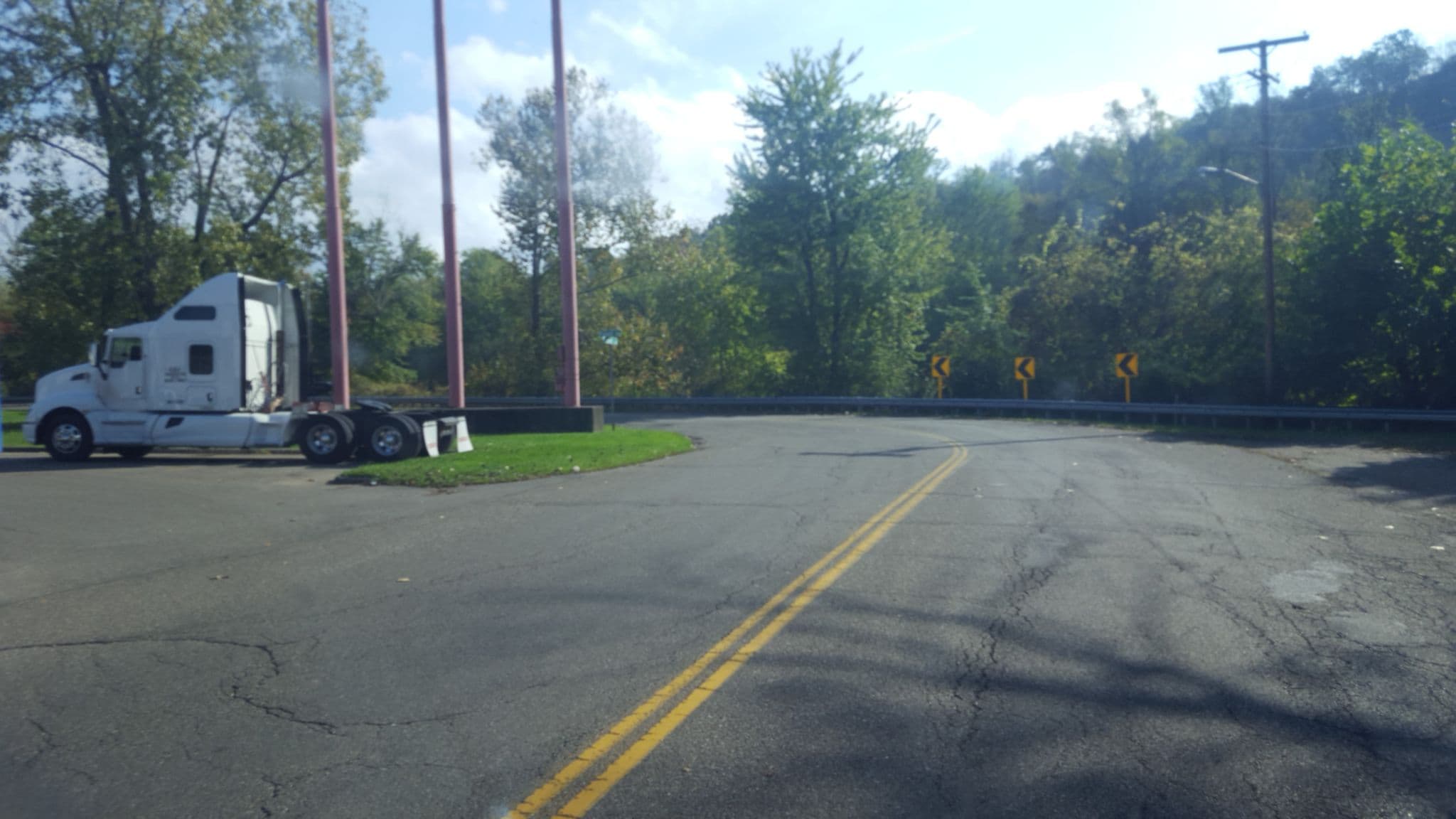 Street view near Wyndham Hotels & Resorts, New Philadelphia — © jbthemilker (CC BY-SA · Mapillary)