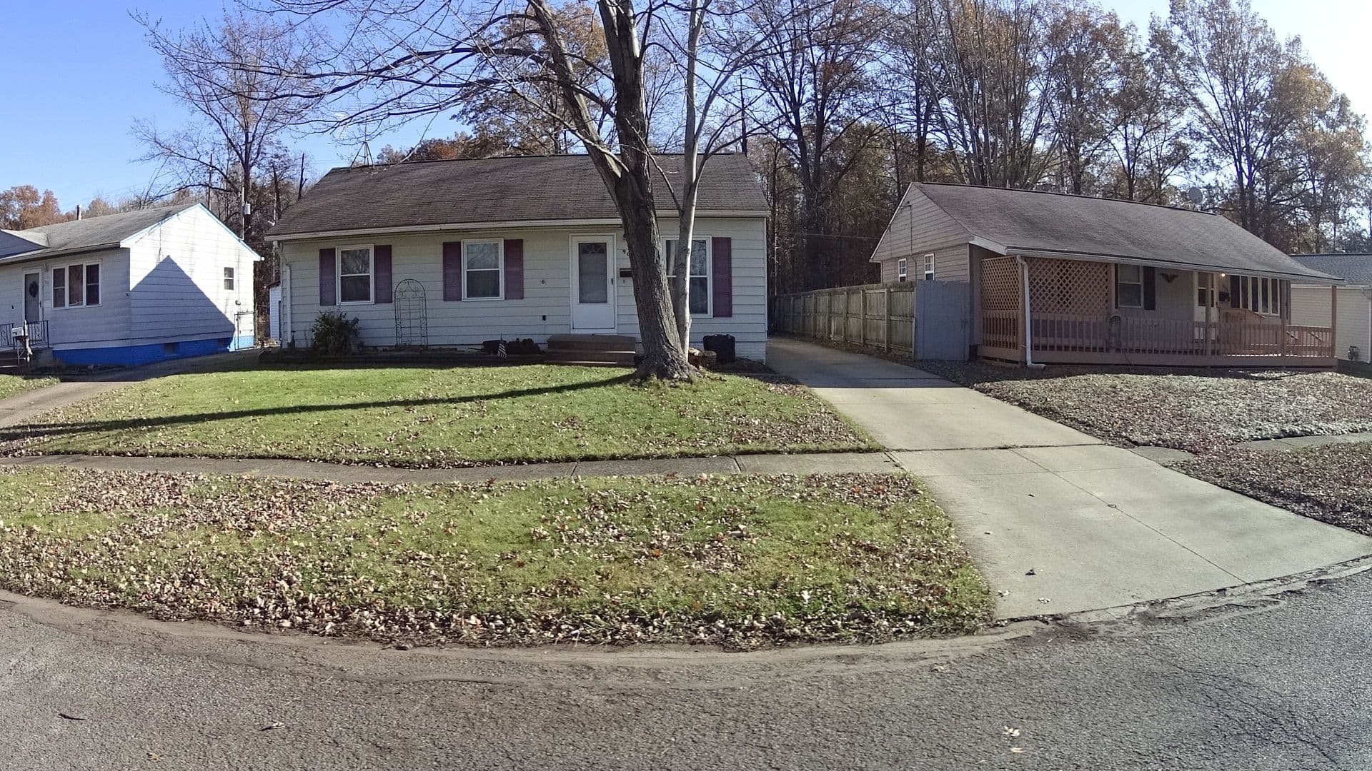 Street view near The Dungeon, North Ridgeville — © loraincoauditor (CC BY-SA · Mapillary)