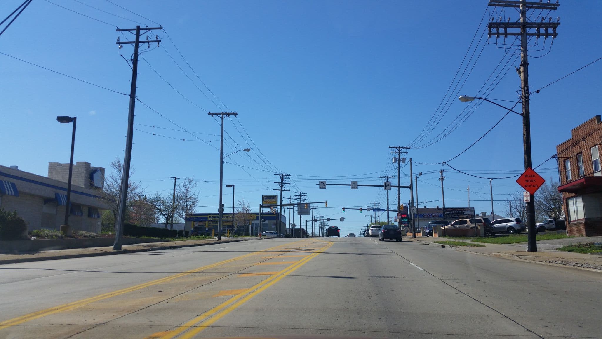 Street view near The Grand Hanf Hotel, Detroit-Shoreway — © skorasaurus (CC BY-SA · Mapillary)