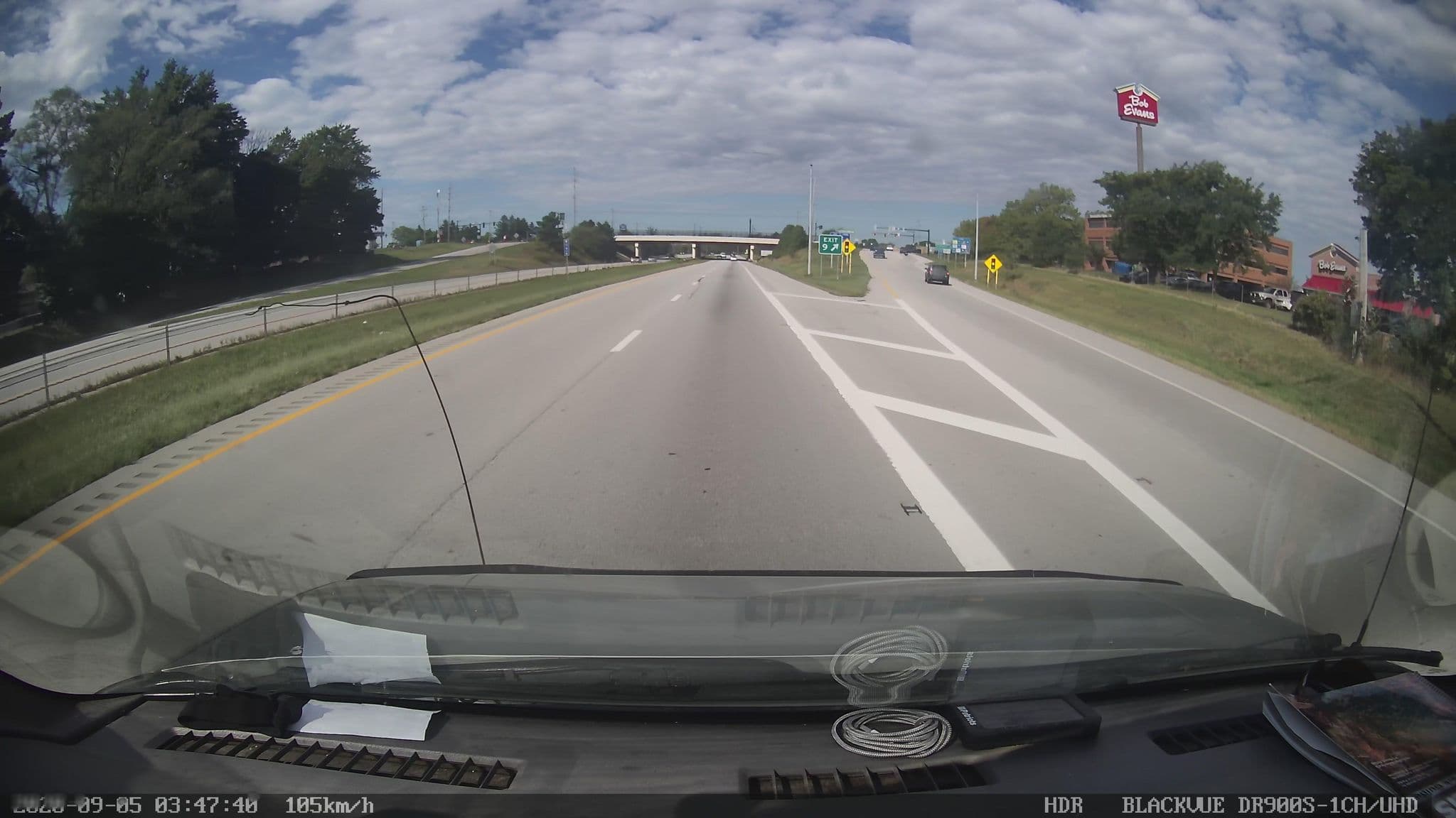Street view near roadway inn, Wadsworth — © jbthemilker (CC BY-SA · Mapillary)