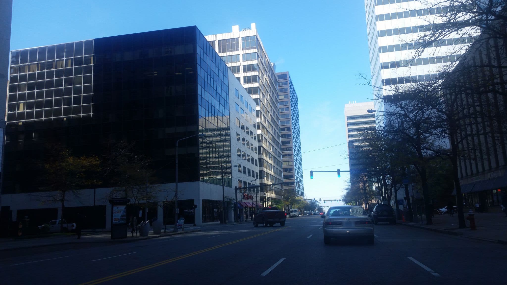 Street view near Hampton Inn by Hilton, Cleveland — © skorasaurus (CC BY-SA · Mapillary)