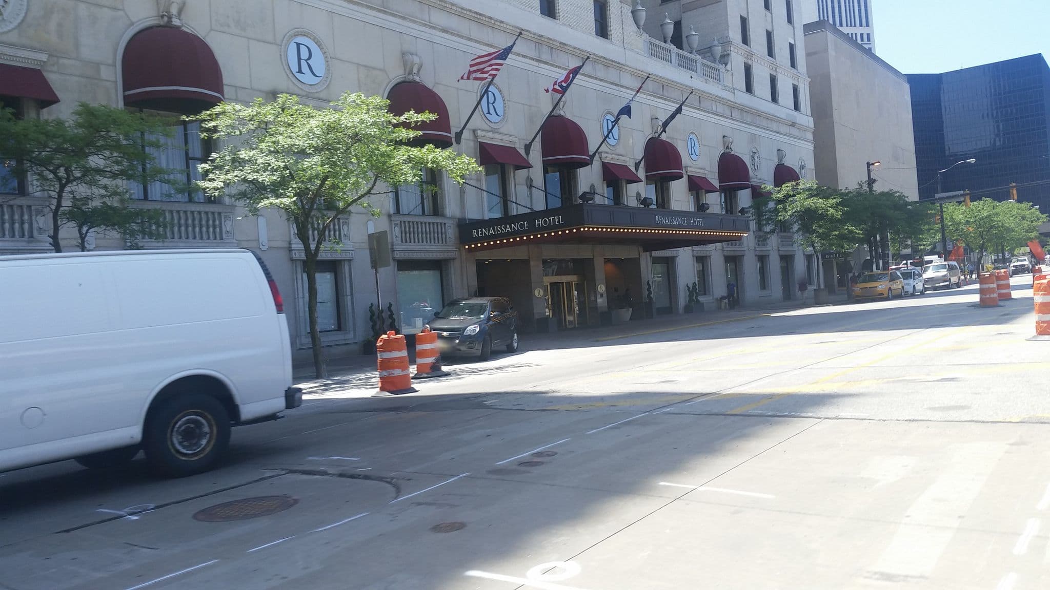 Street view near Renaissance, Cleveland — © skorasaurus (CC BY-SA · Mapillary)