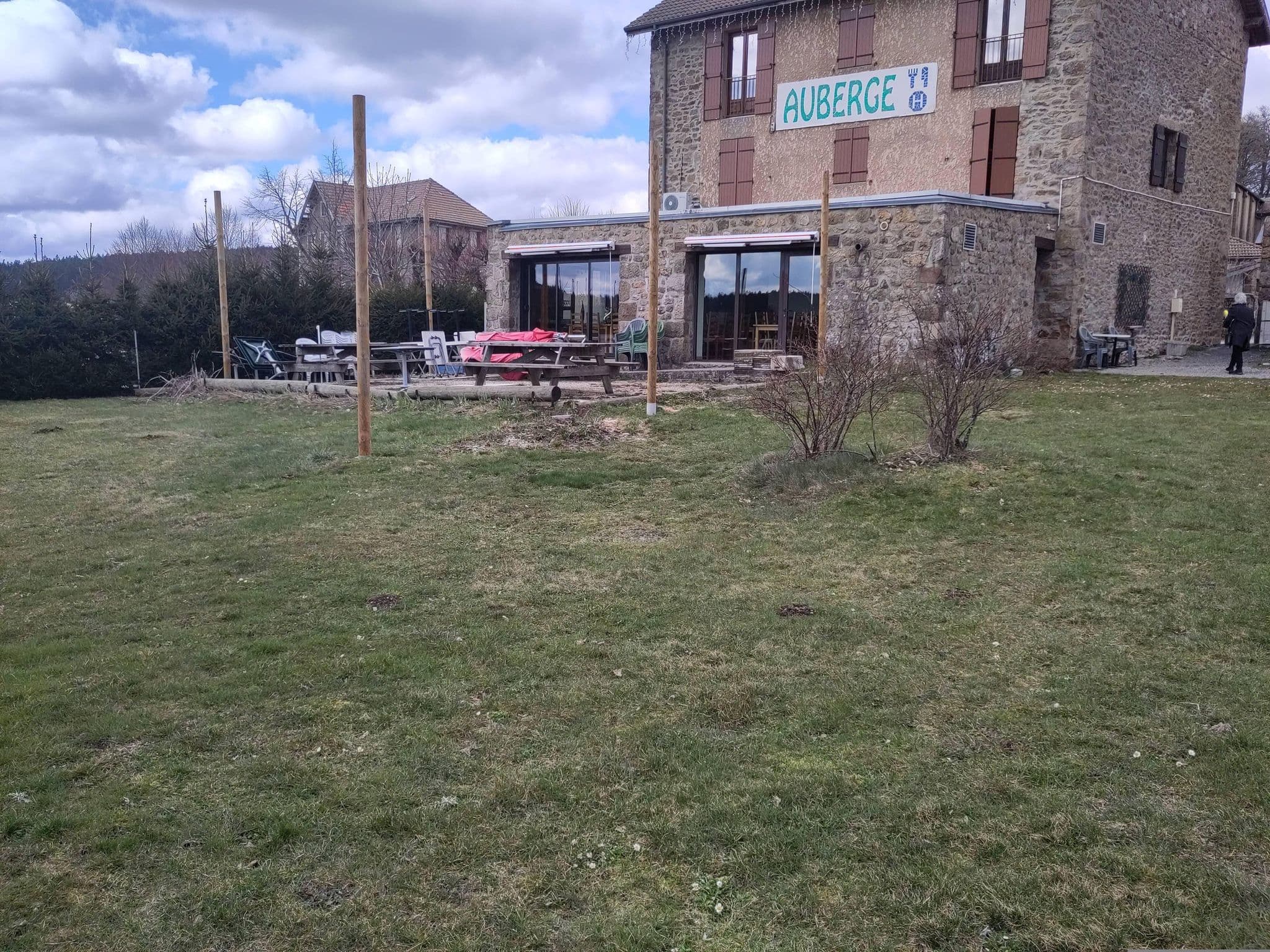 Street view near Au relais de Saint-André, Tence — © alextech (CC BY-SA · Mapillary)
