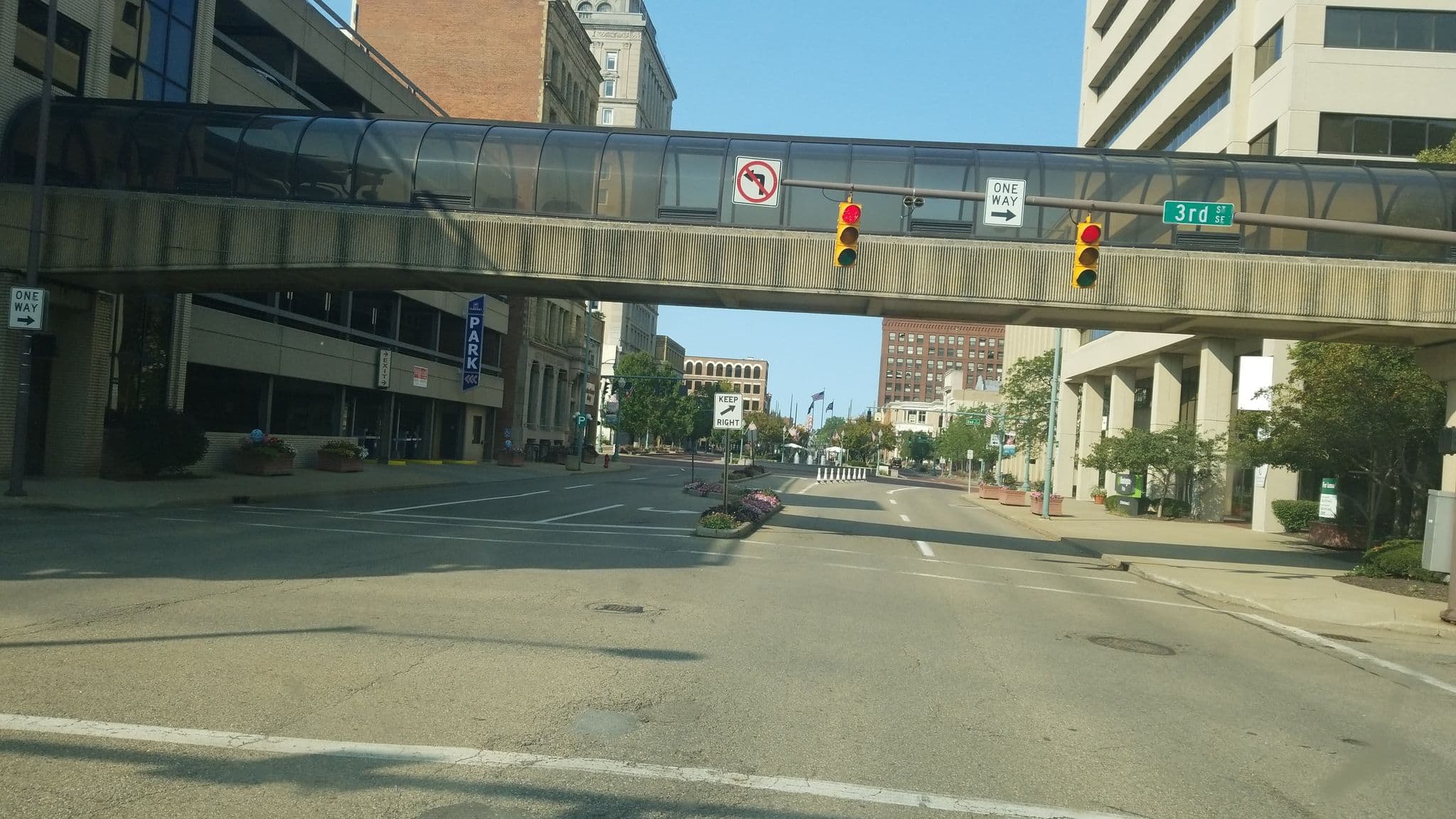 Street view near McKinley Grand Hotel, East Canton — © jbthemilker (CC BY-SA · Mapillary)