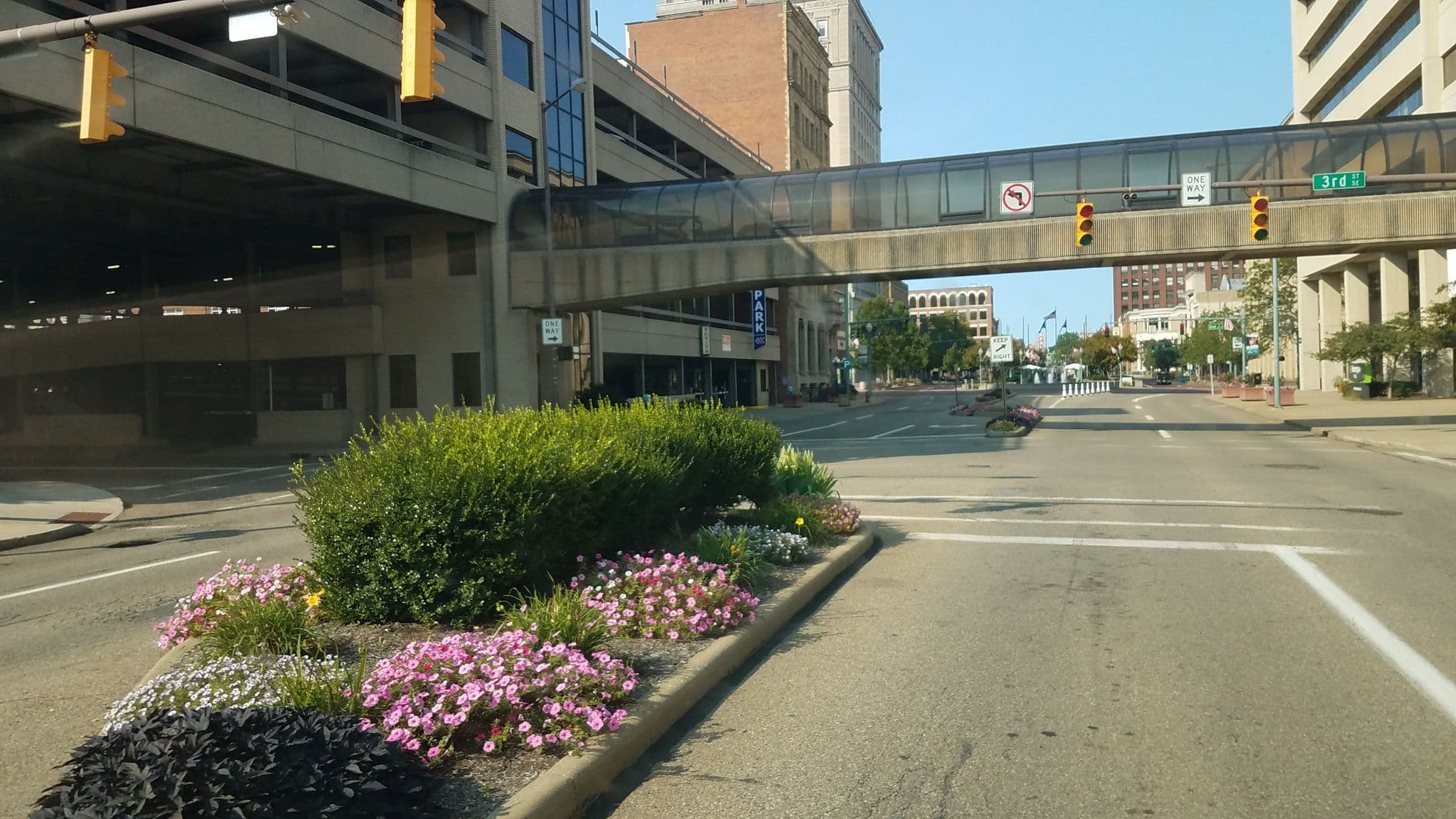 Street view near Room216, East Canton — © jbthemilker (CC BY-SA · Mapillary)