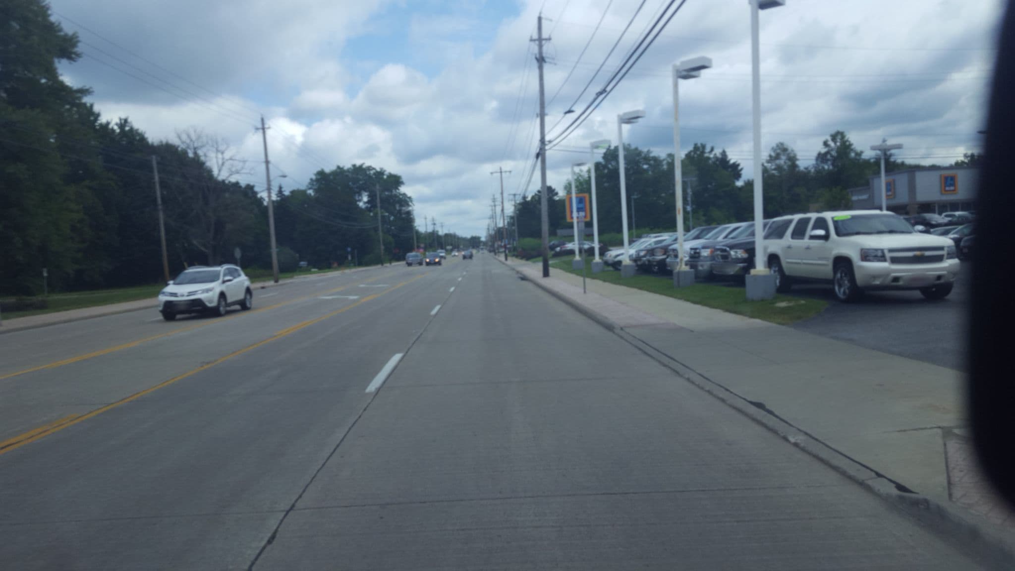 Street view near Lambo,Haley"vince" And Sallys Sandpit, Mentor — © jbthemilker (CC BY-SA · Mapillary)