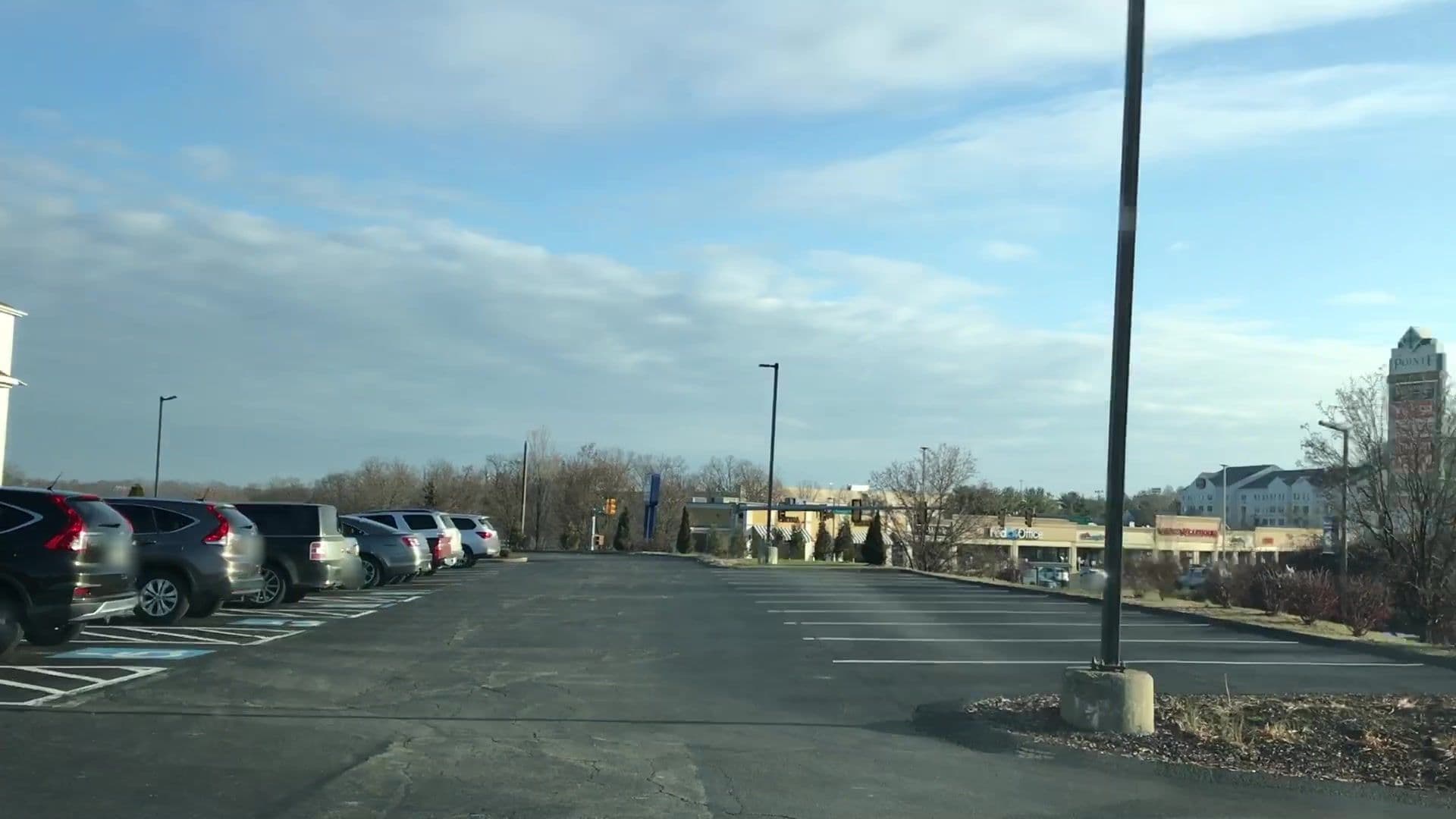 Street view near EconoLodge, Enlow — © lvl5 (CC BY-SA · Mapillary)