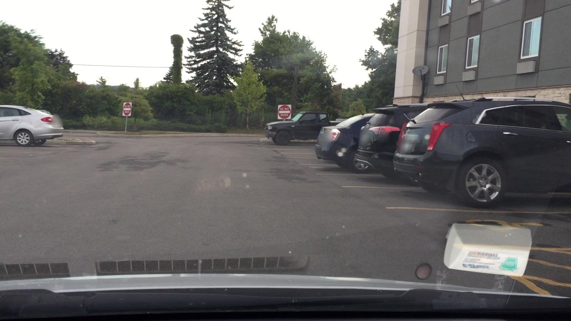 Street view near Extended Stay America, Cranberry Township — © lvl5 (CC BY-SA · Mapillary)