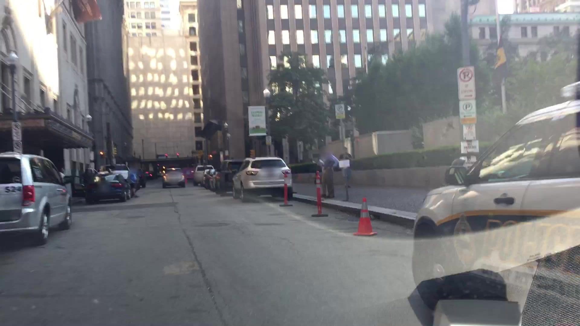 Street view near 10 th floor hell, Pittsburgh — © lvl5 (CC BY-SA · Mapillary)