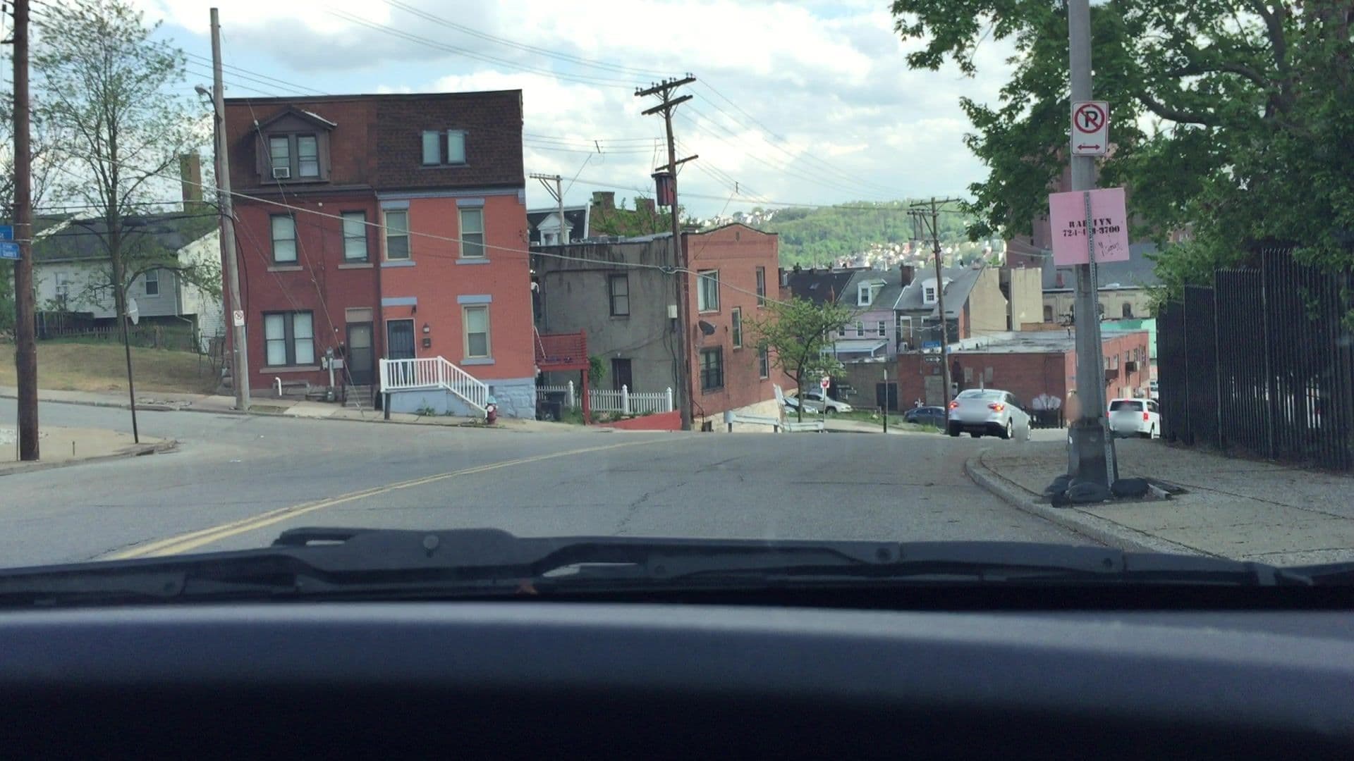 Street view near Cambridge Inn, Pittsburgh — © lvl5 (CC BY-SA · Mapillary)