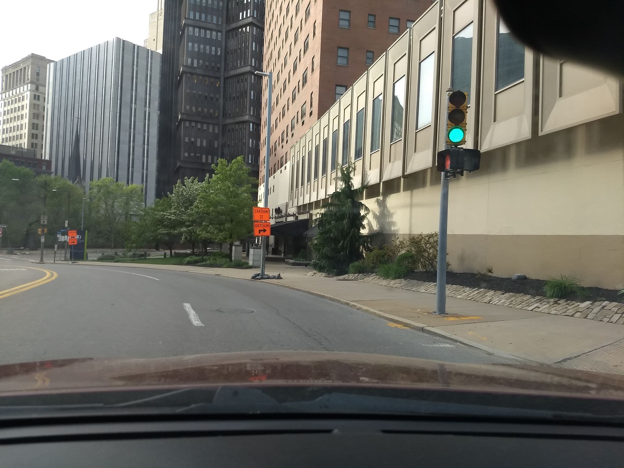 Street view near The Vue @ DoubleTree, Pittsburgh — © abf (CC BY-SA · Mapillary)