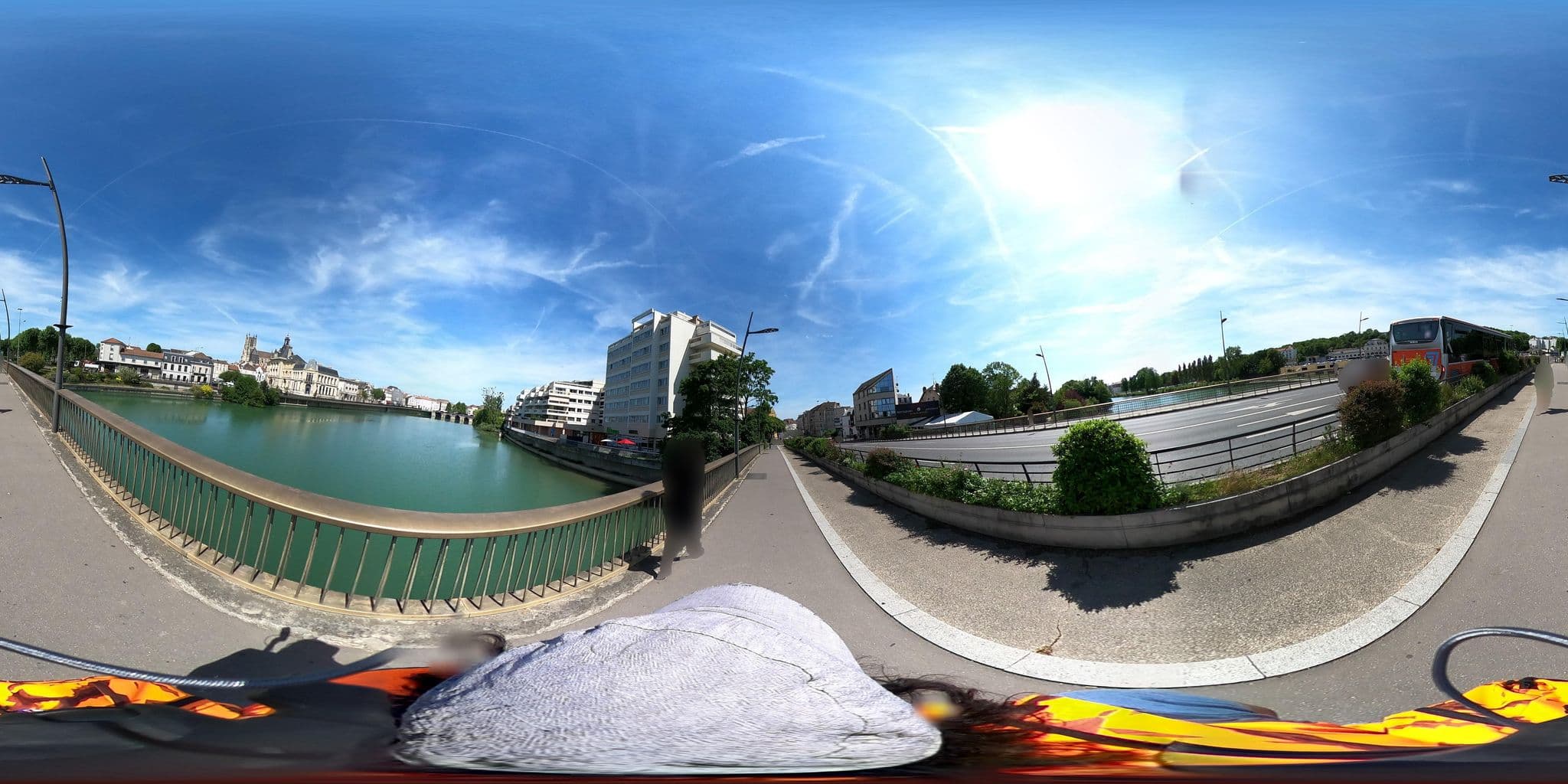 Street view near Ibis Styles, Meaux — © nlehuby (CC BY-SA · Mapillary)