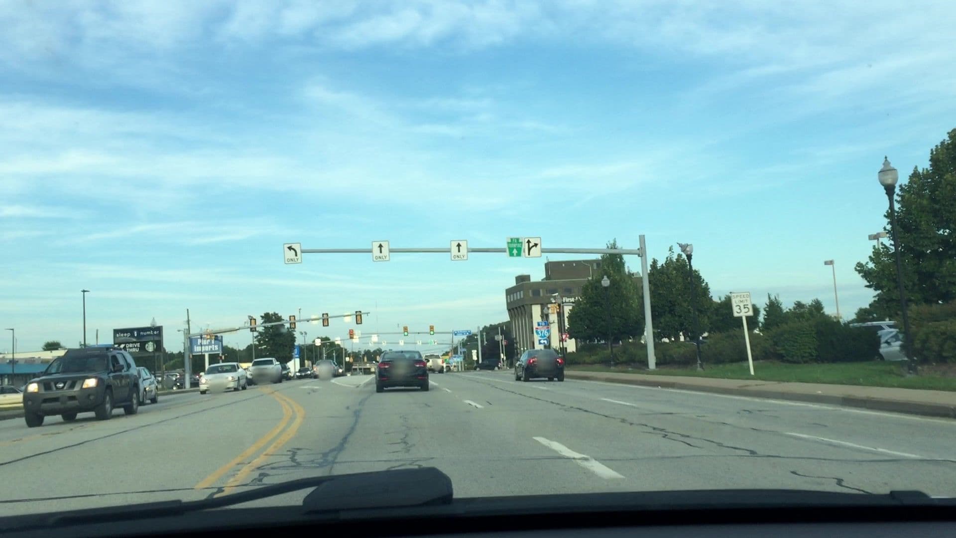 Street view near Honda Inn, Monroeville — © lvl5 (CC BY-SA · Mapillary)