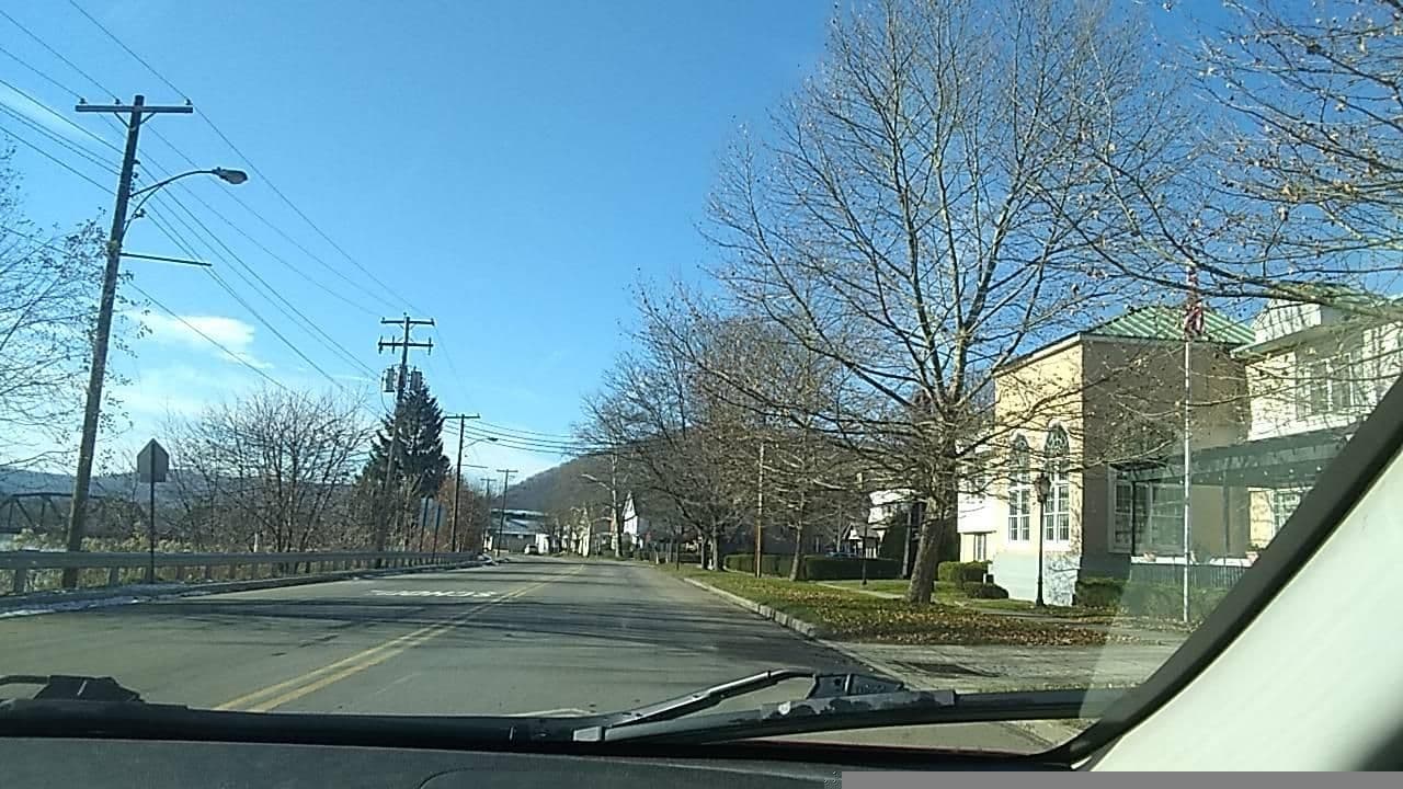 Street view near Centre Care Independent Living, North Warren — © longhorn256 (CC BY-SA · Mapillary)