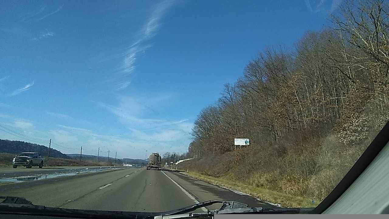 Street view near Warren Motel, North Warren — © longhorn256 (CC BY-SA · Mapillary)