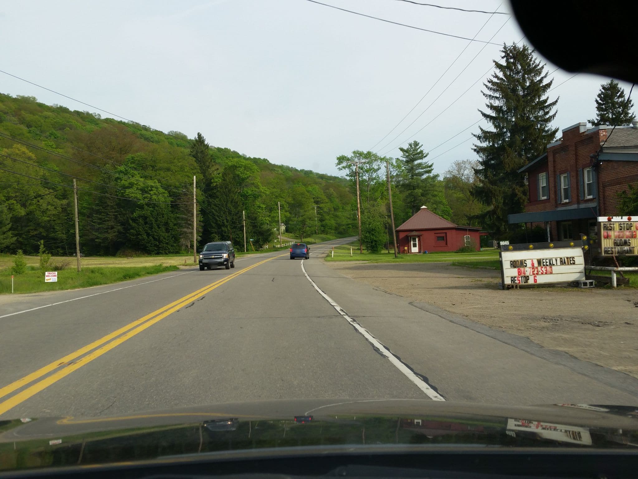 Street view near Rest Stop 6 Inn, North Warren — © bonius (CC BY-SA · Mapillary)