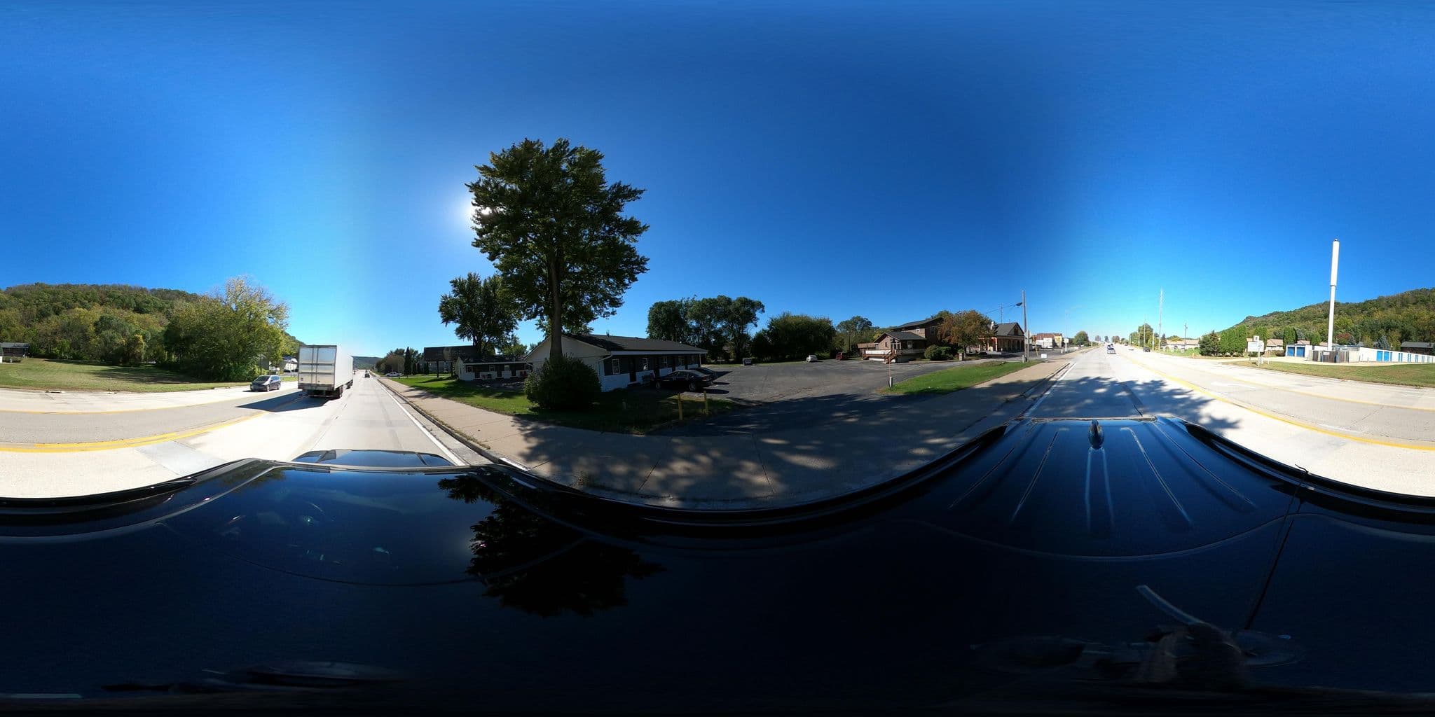 Street view near Maple Grove Motel, La Crosse — © justinmeyers (CC BY-SA · Mapillary)