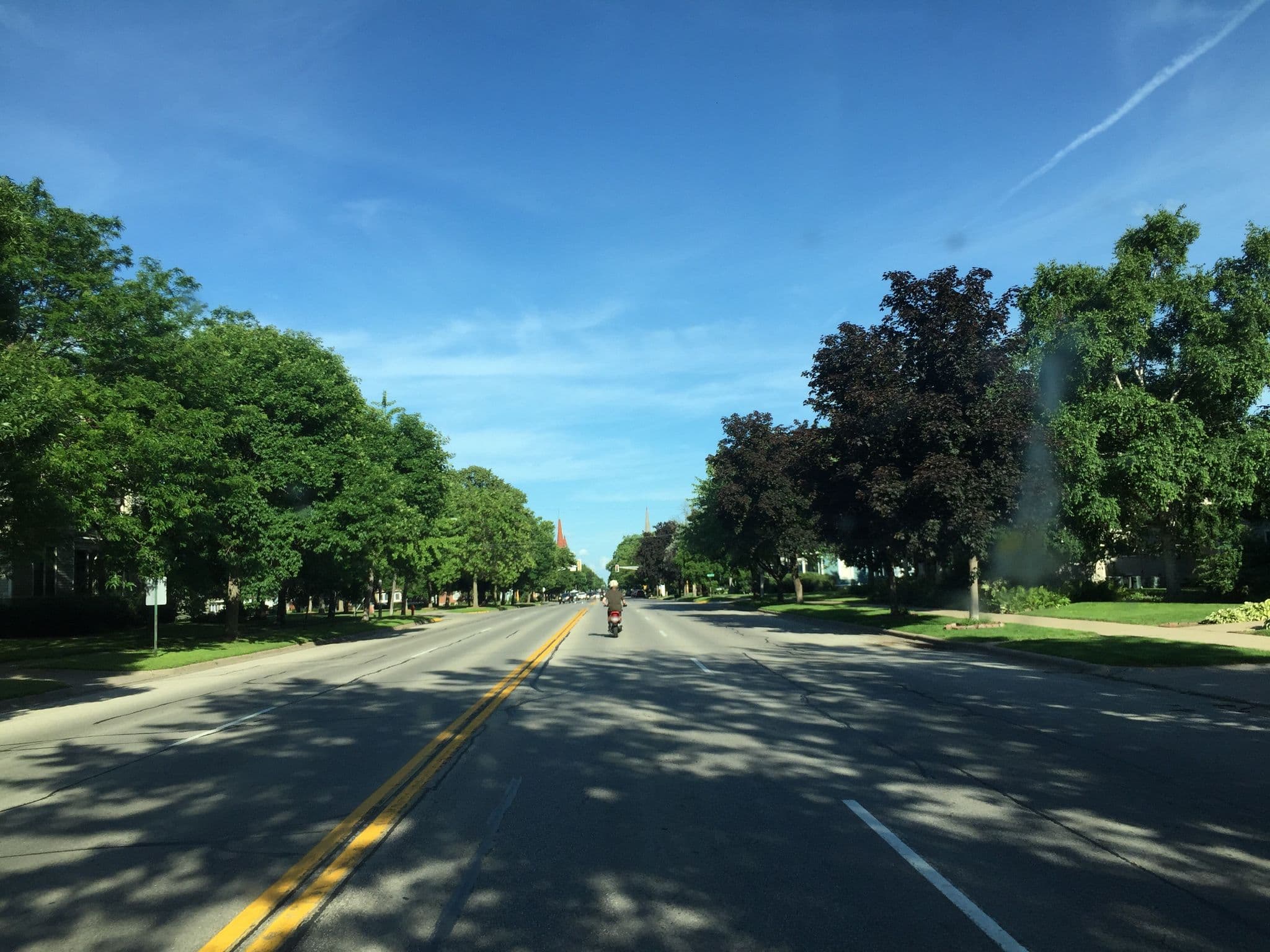 Street view near Windom Park Bed and Breakfast, Winona — © airfoof (CC BY-SA · Mapillary)